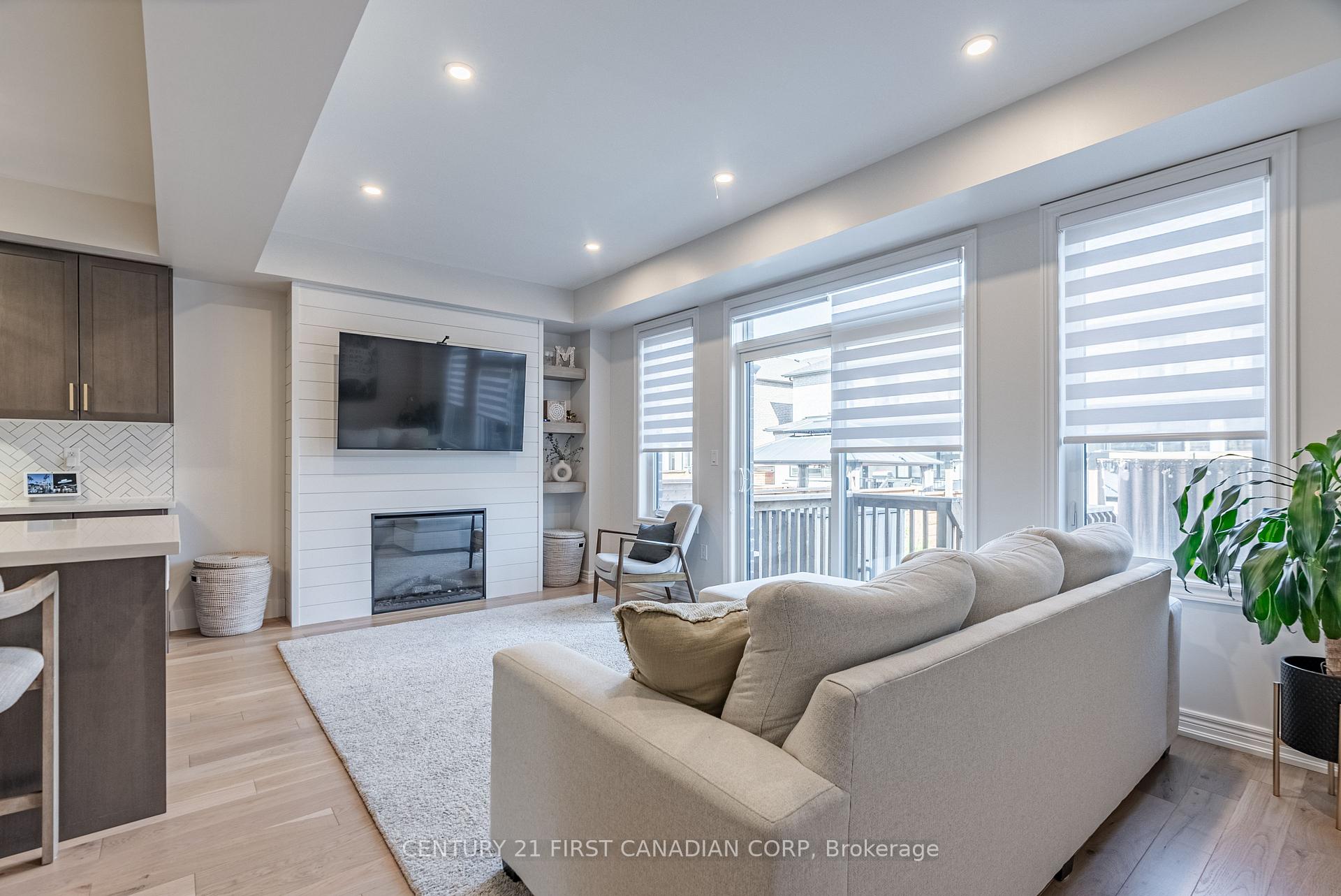 Photo 15 of 22 Ghent Drive, Vaughan, Kleinburg — HOMEH