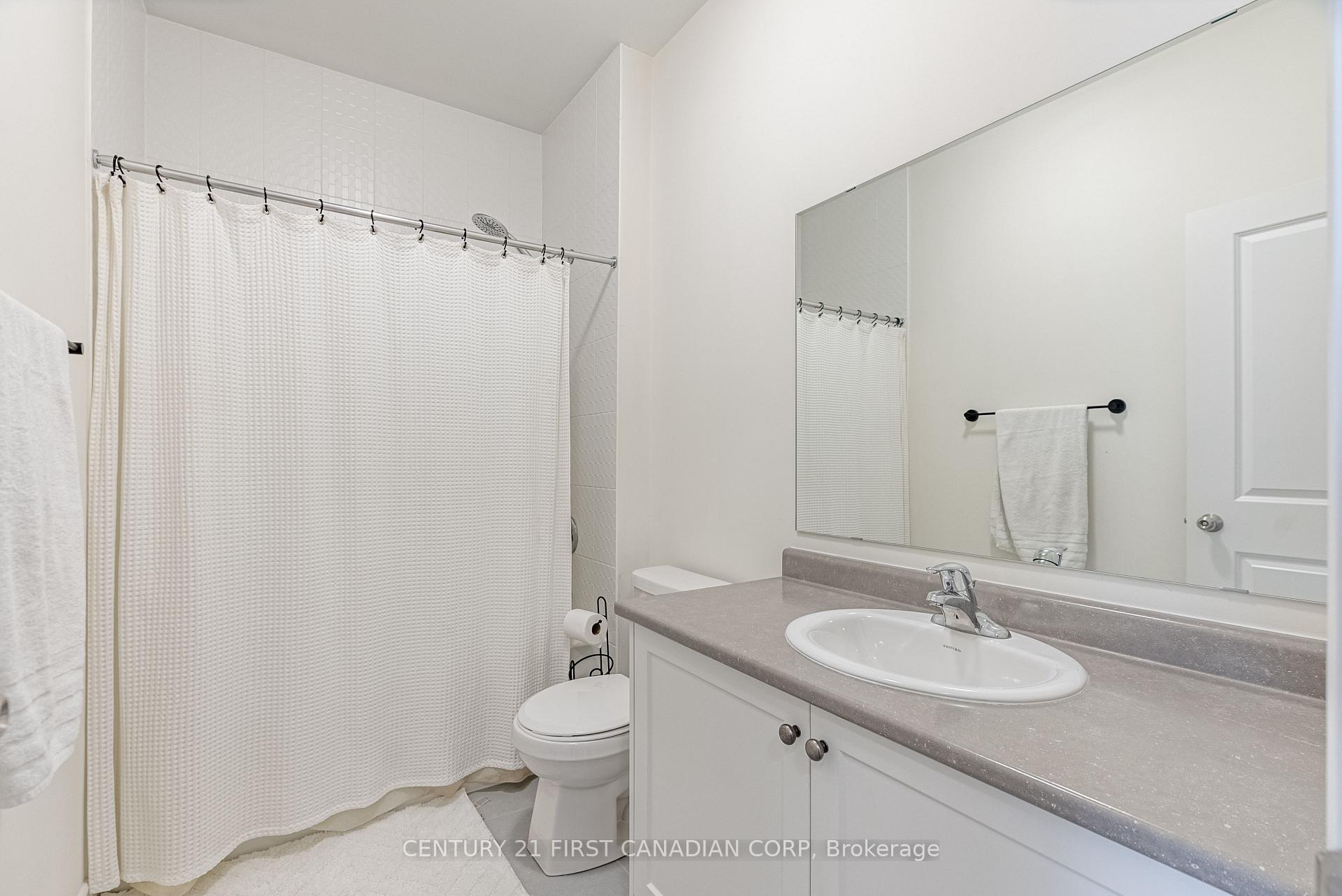 Photo 19 of 22 Ghent Drive, Vaughan, Kleinburg — HOMEH