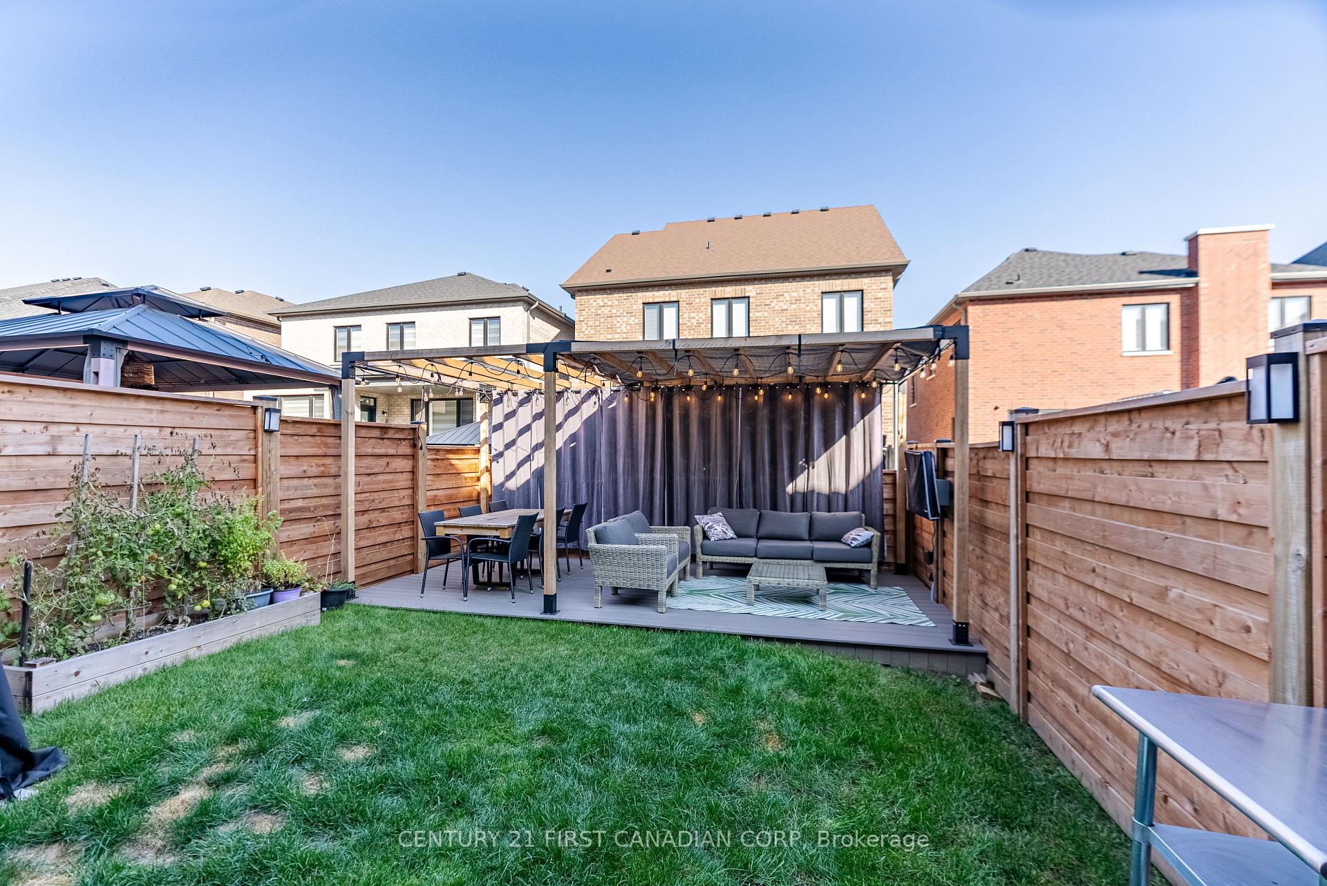 Photo 21 of 22 Ghent Drive, Vaughan, Kleinburg — HOMEH