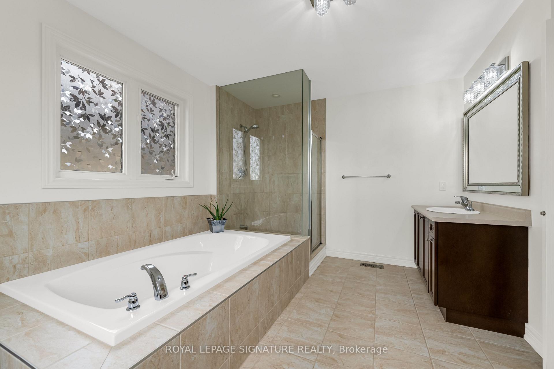 Photo 9 of 8 Miracle Way, Thorold, Rolling Meadows — HOMEH