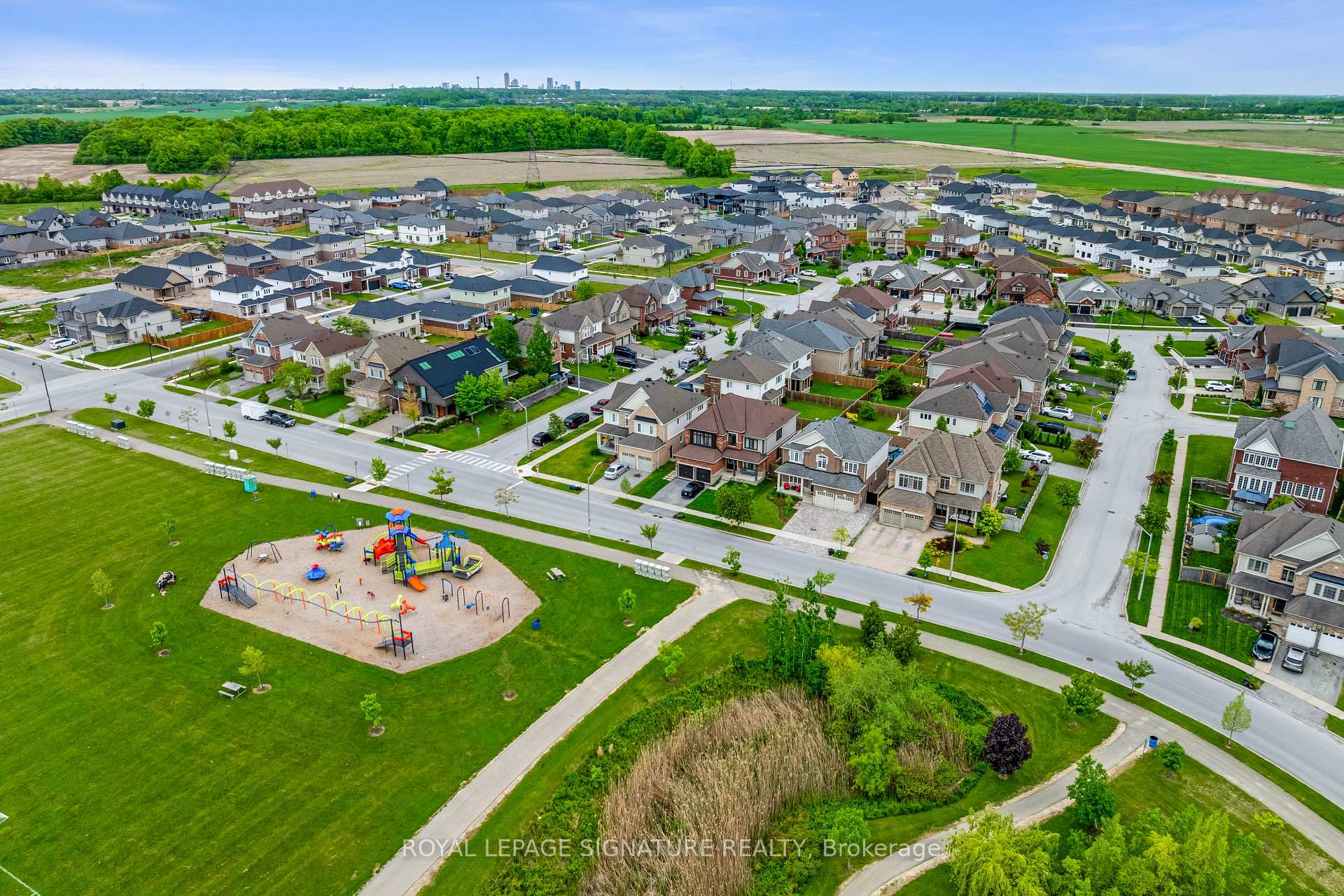 Photo 41 of 8 Miracle Way, Thorold, Rolling Meadows — HOMEH