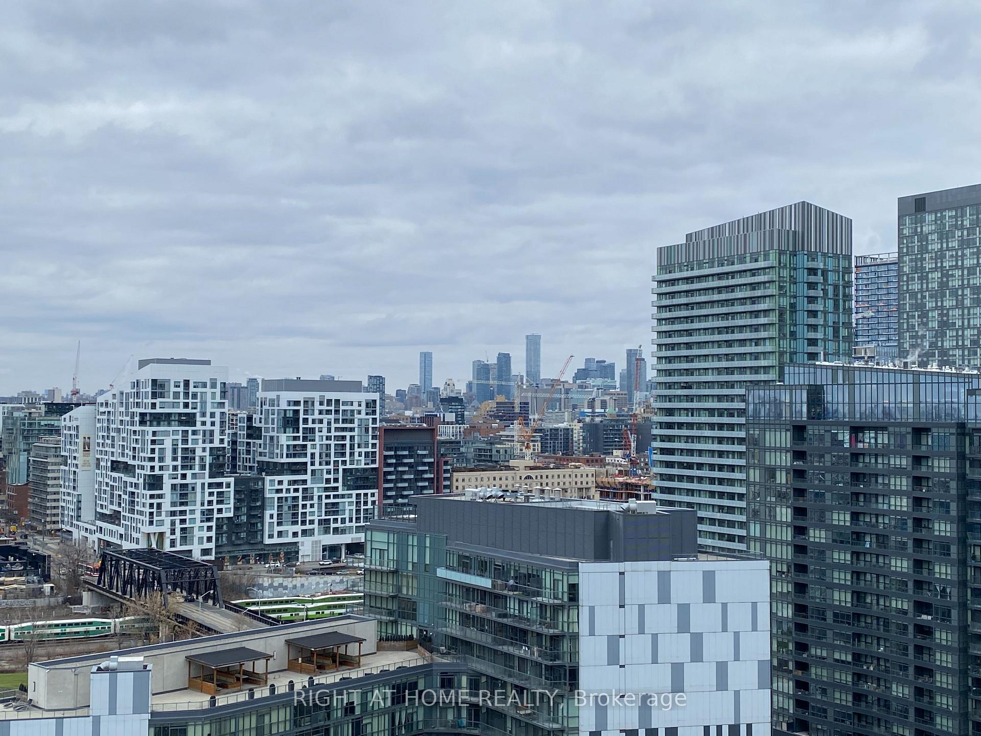 Photo 3 of Unit 2309, 38 Iannuzzi Street, Toronto, Niagara — HOMEH