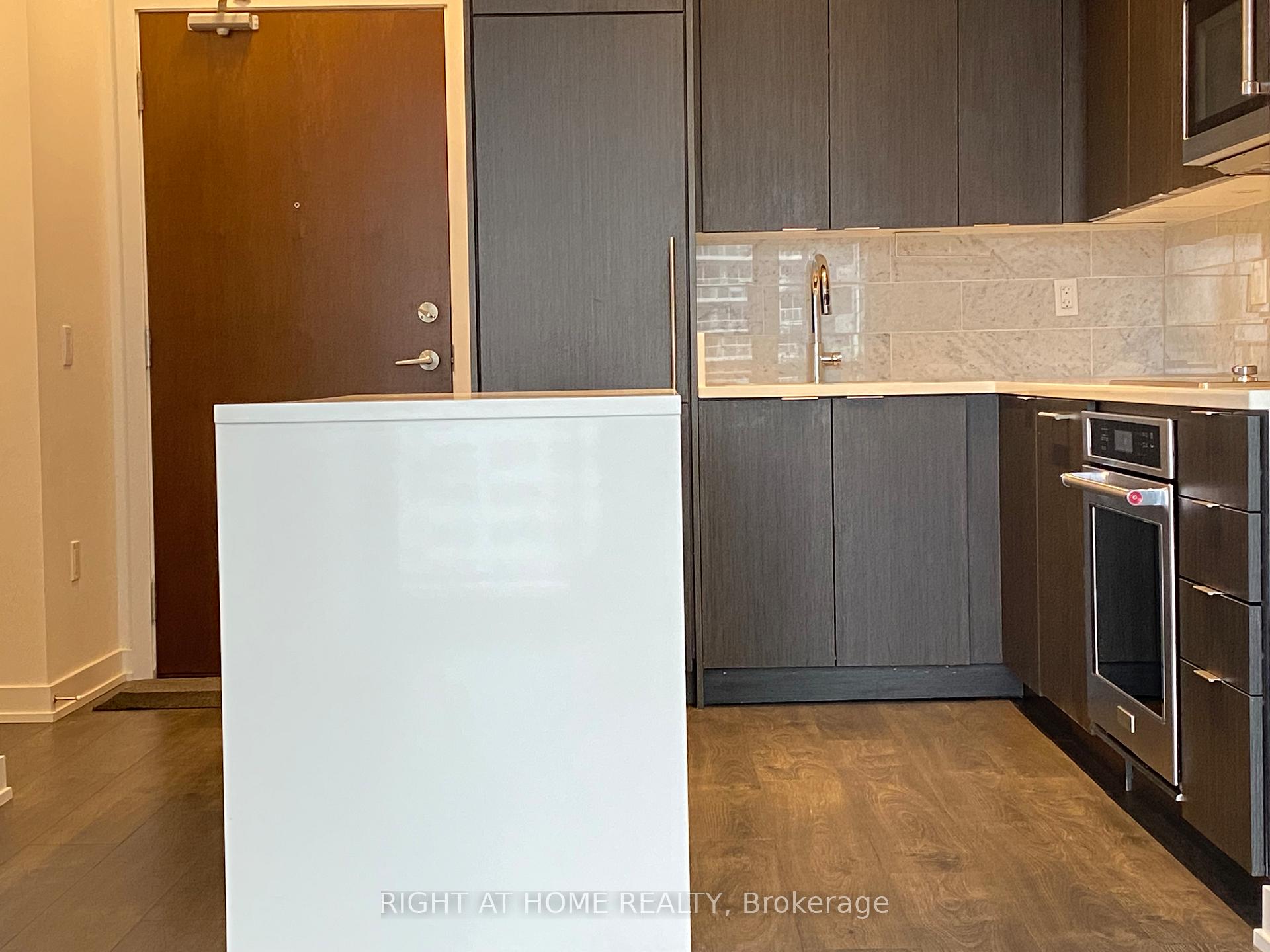 Photo 42 of Unit 2309, 38 Iannuzzi Street, Toronto, Niagara — HOMEH