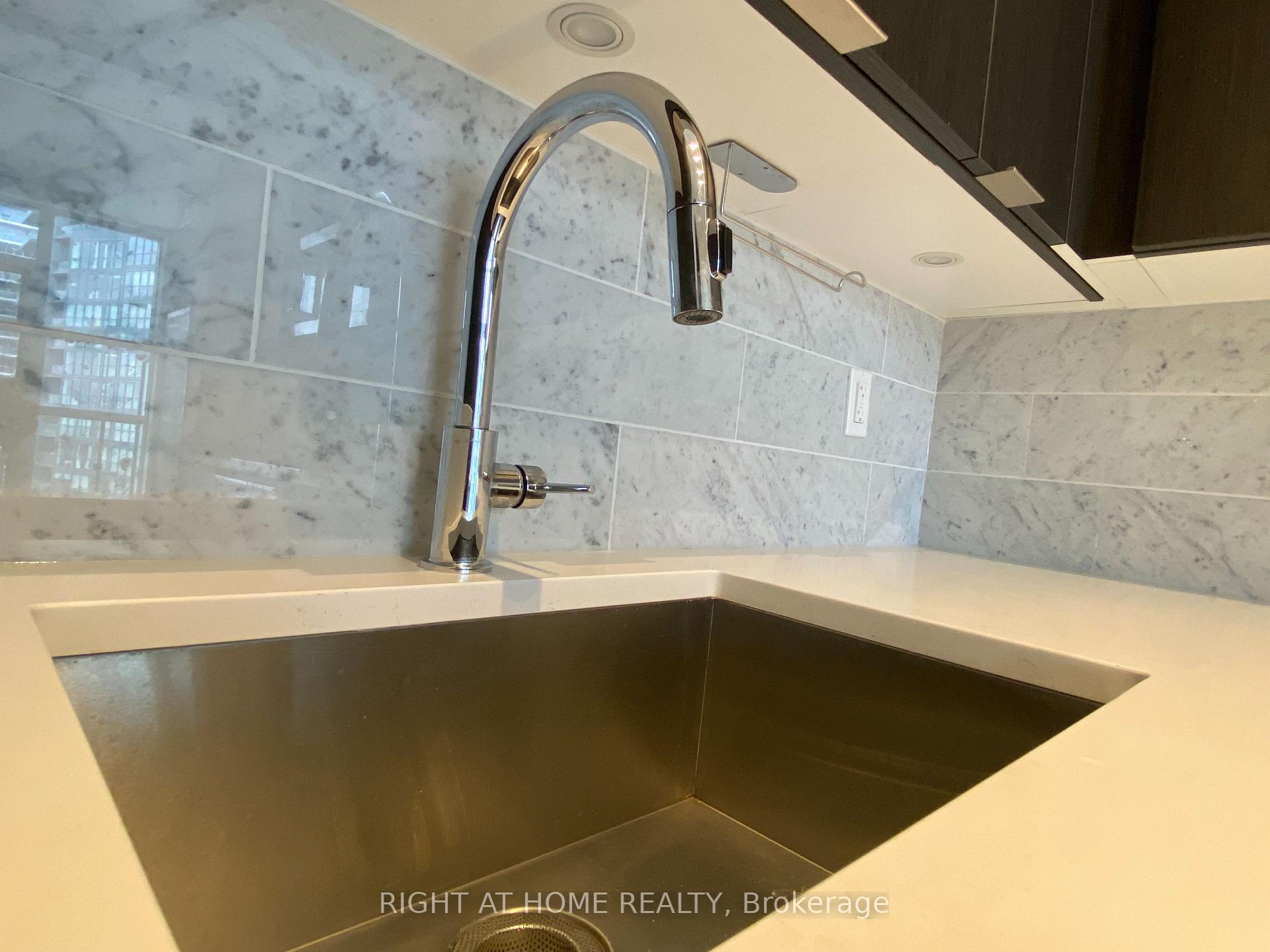 Photo 25 of Unit 2309, 38 Iannuzzi Street, Toronto, Niagara — HOMEH