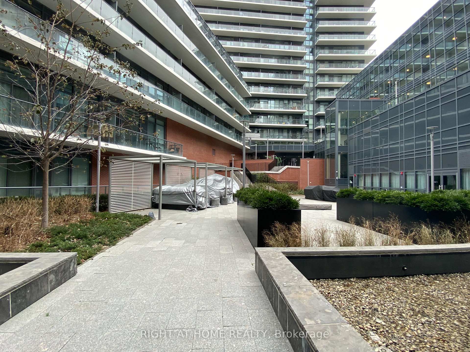 Photo 49 of Unit 2309, 38 Iannuzzi Street, Toronto, Niagara — HOMEH
