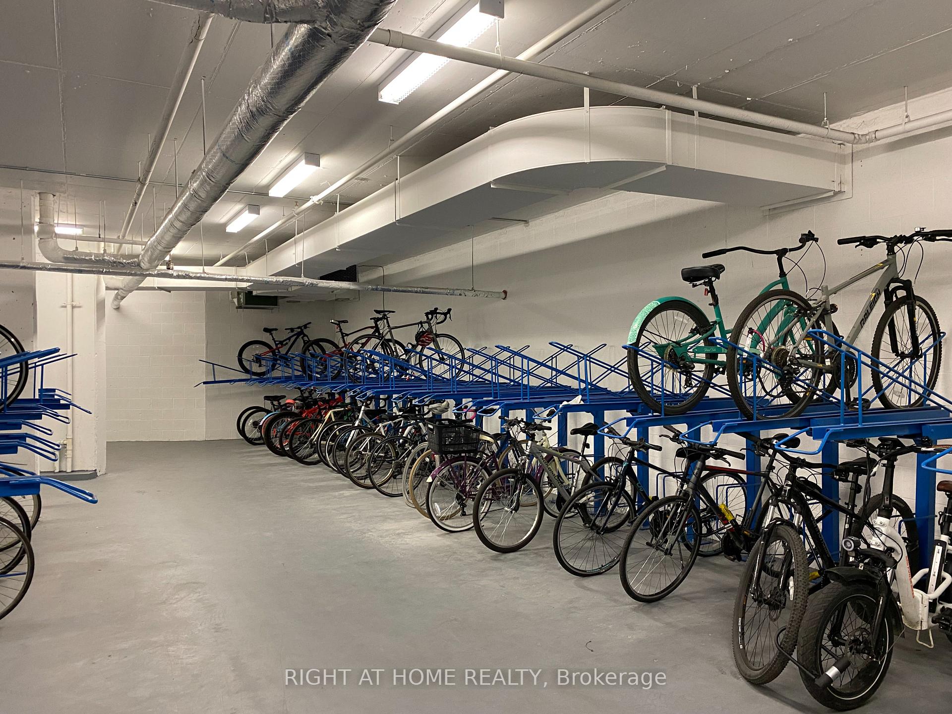 Photo 31 of Unit 2309, 38 Iannuzzi Street, Toronto, Niagara — HOMEH