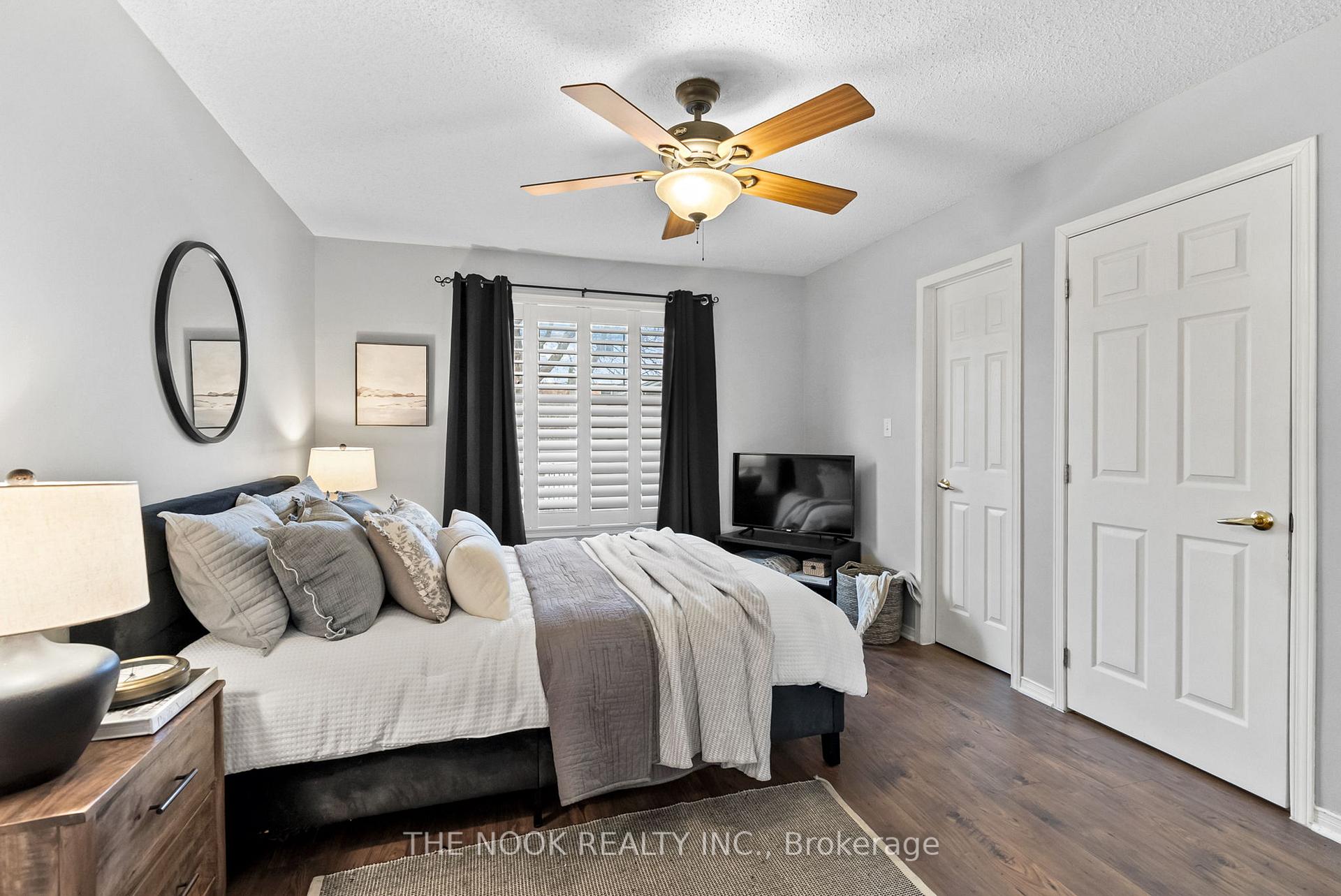 Photo 6 of 2 Ladd Court, Clarington, Bowmanville — HOMEH
