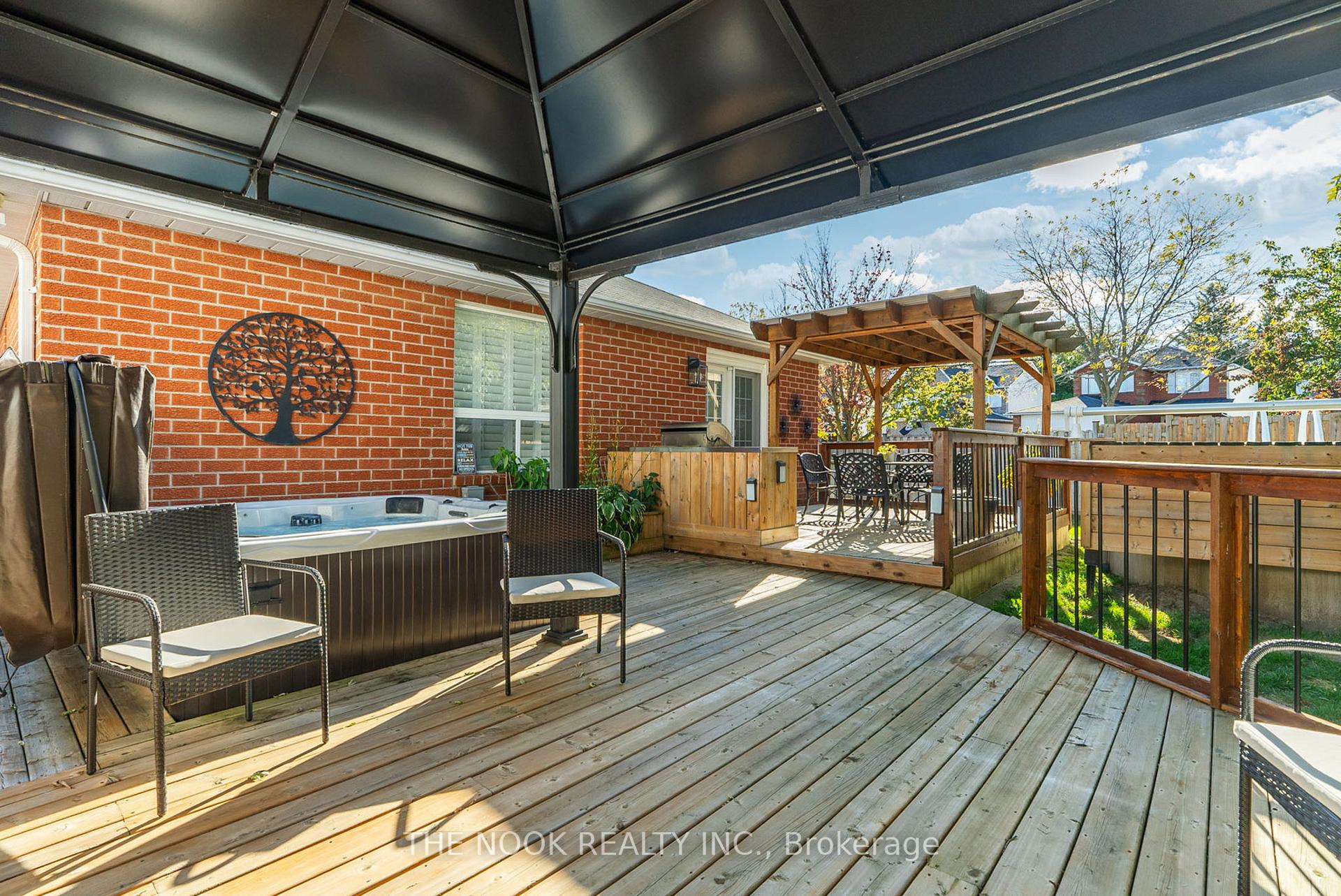 Photo 31 of 2 Ladd Court, Clarington, Bowmanville — HOMEH