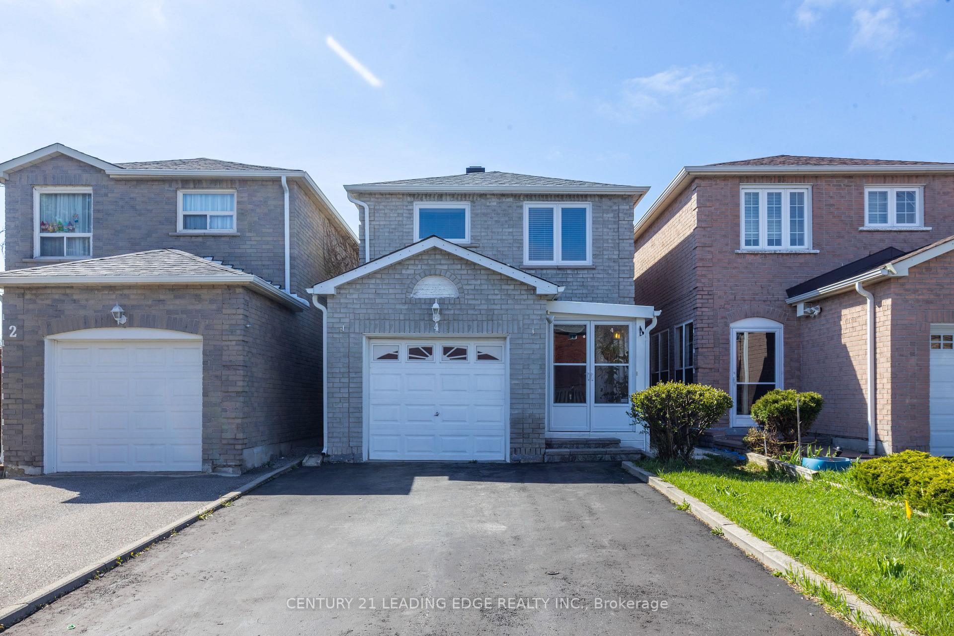 Photo 1 of 4 Sorrell Crescent, Markham, Milliken Mills East — HOMEH