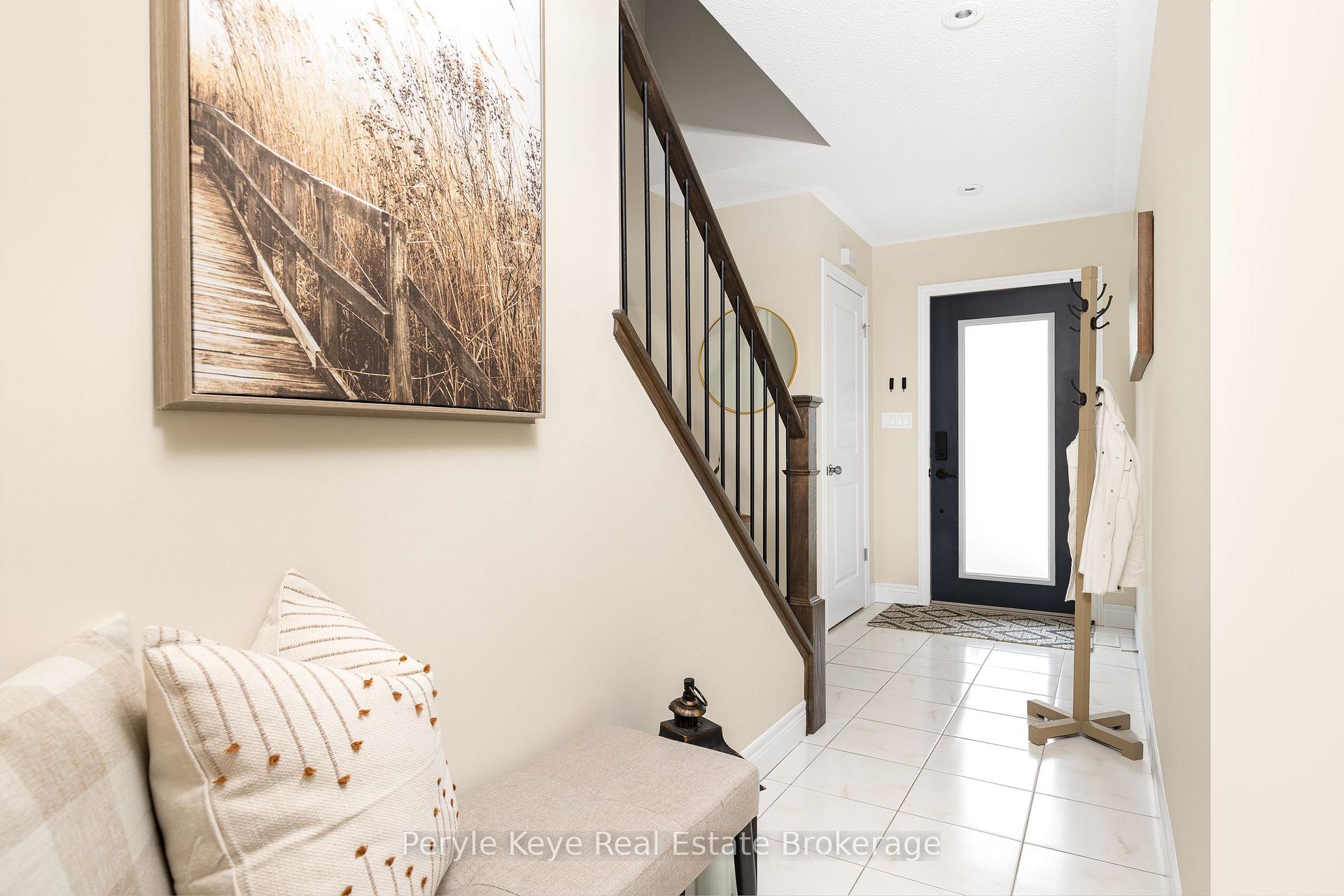 Photo 12 of 240 Wild Rose Drive, Gravenhurst, Muskoka (S) — HOMEH
