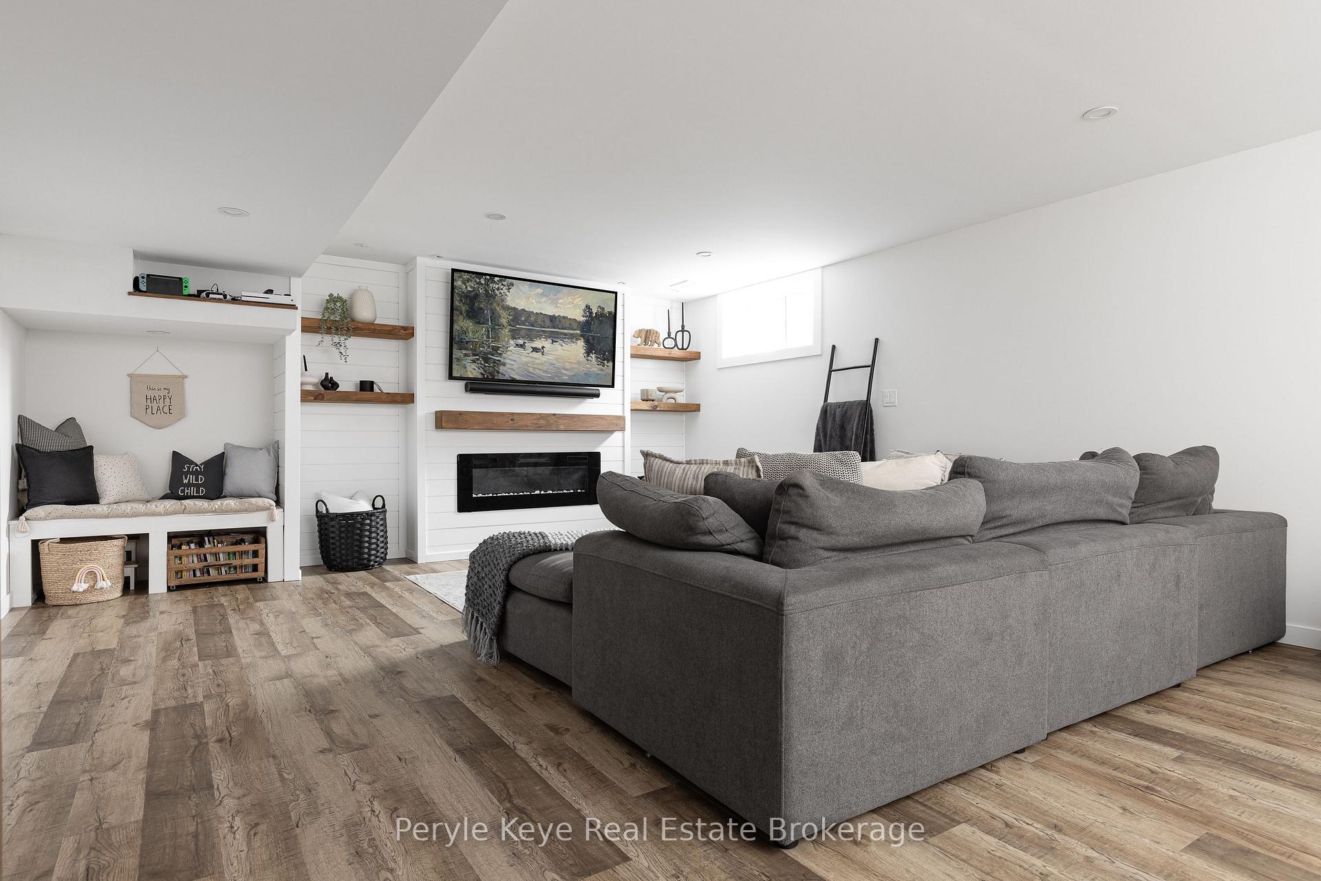 Photo 33 of 240 Wild Rose Drive, Gravenhurst, Muskoka (S) — HOMEH