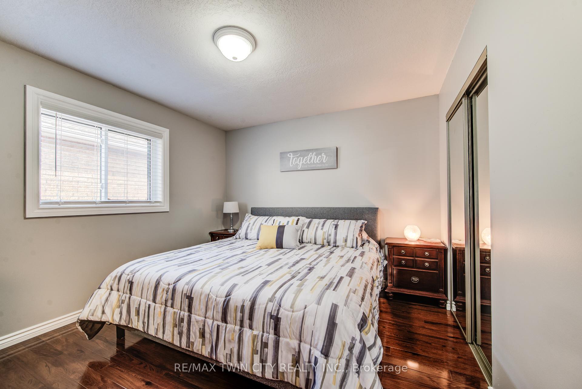 Photo 28 of 127 Fairlake Drive, Cambridge — HOMEH