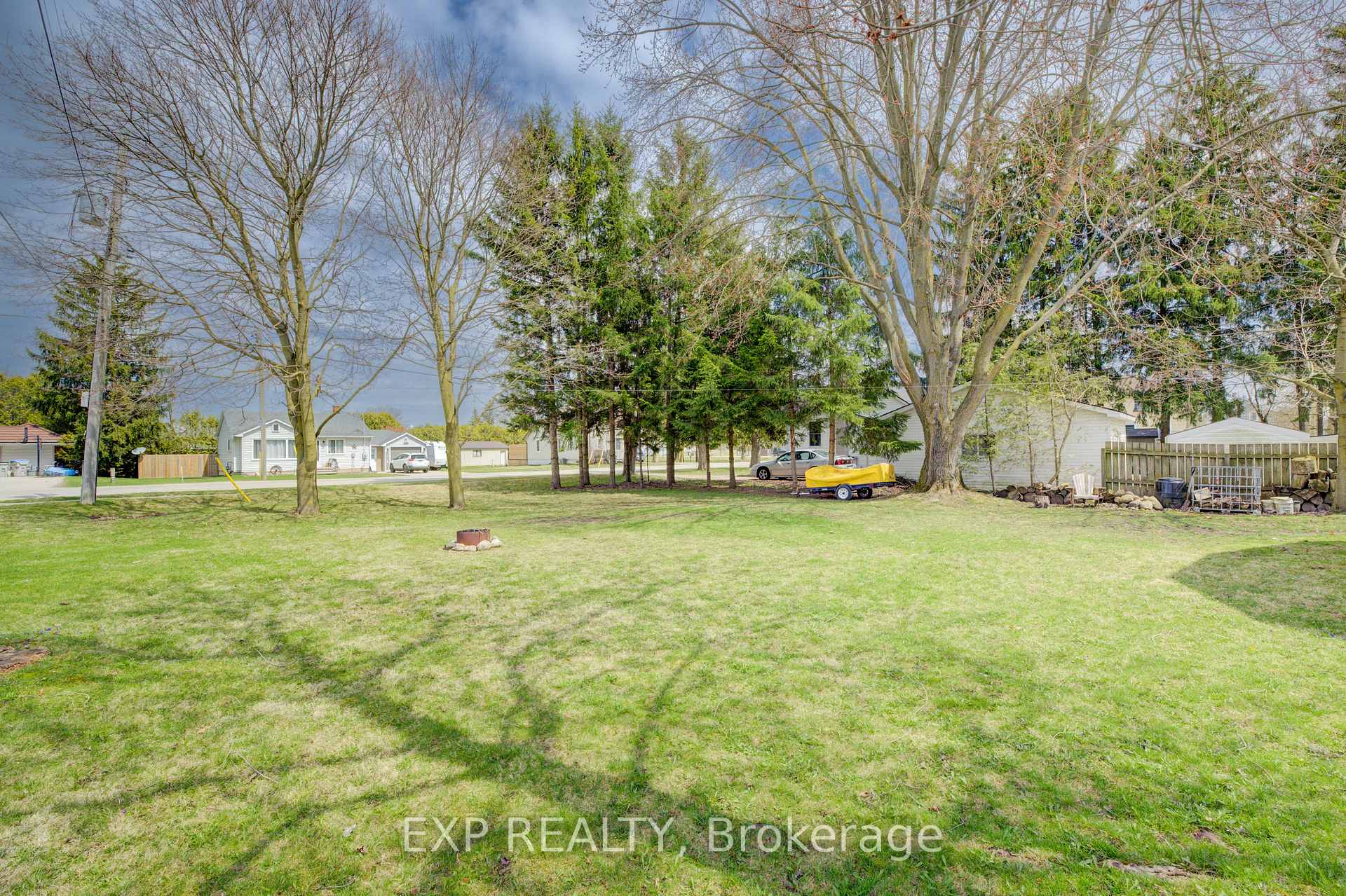 Photo 9 of 127 King Street, North Perth, Elma Twp — HOMEH