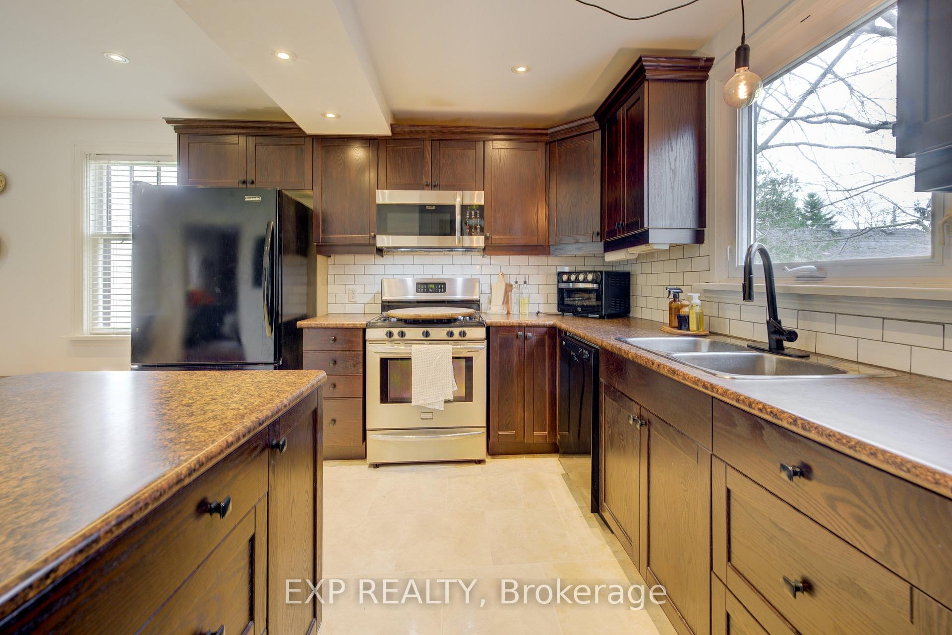 Photo 16 of 127 King Street, North Perth, Elma Twp — HOMEH