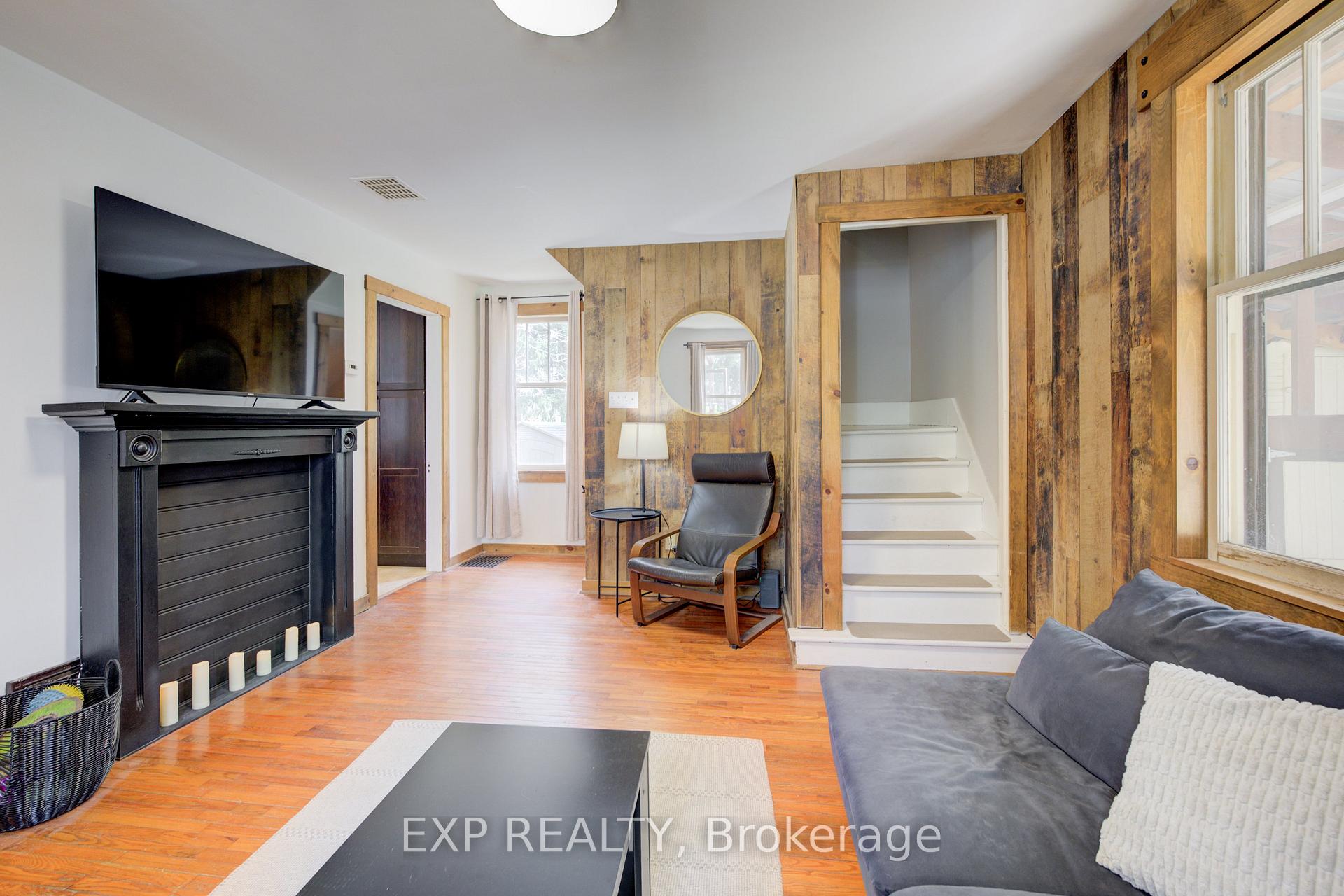 Photo 13 of 127 King Street, North Perth, Elma Twp — HOMEH