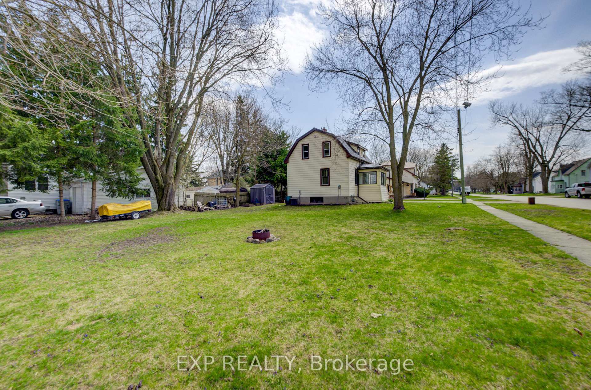 Photo 32 of 127 King Street, North Perth, Elma Twp — HOMEH