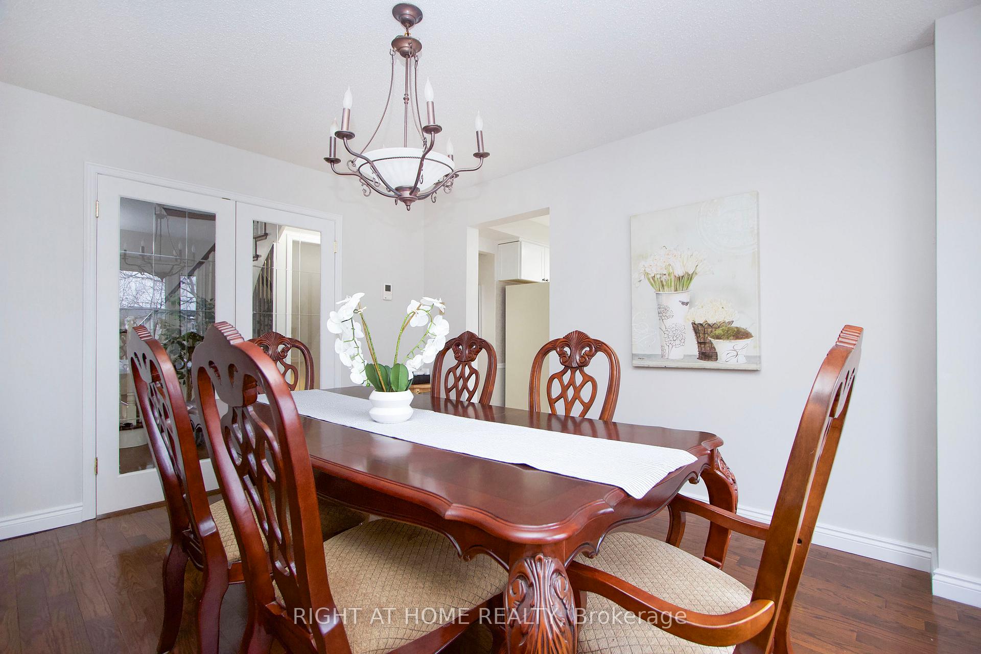 Photo 7 of 393 Brookridge Gate N, Pickering, Rougemount — HOMEH