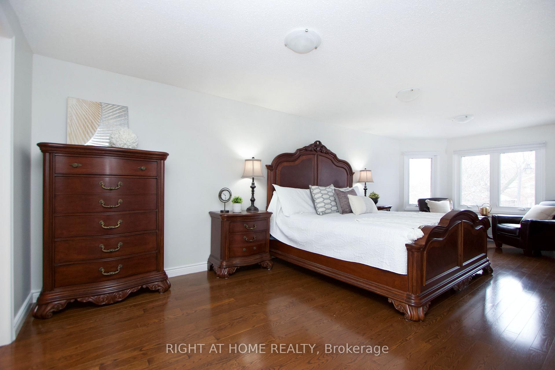 Photo 11 of 393 Brookridge Gate N, Pickering, Rougemount — HOMEH