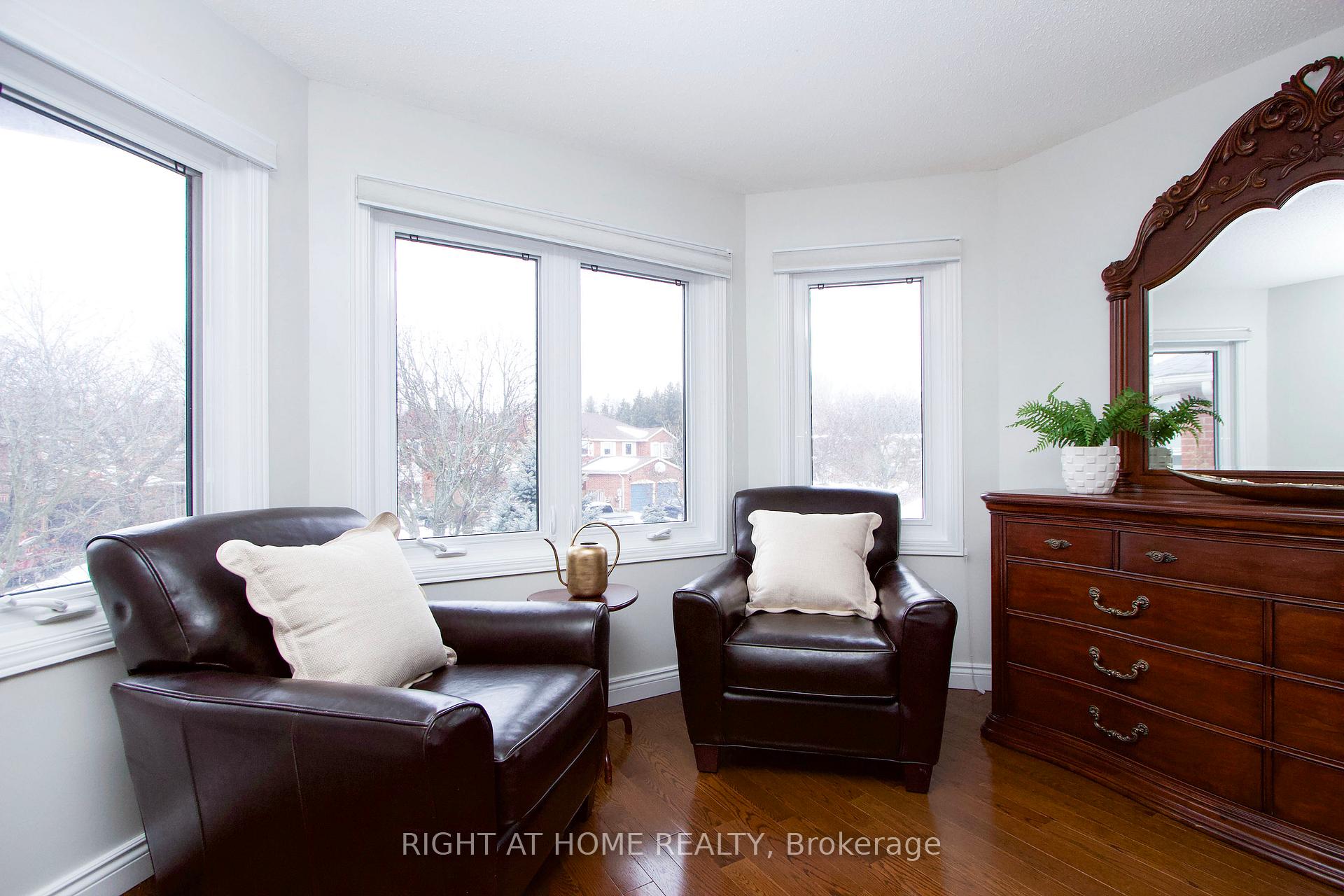 Photo 15 of 393 Brookridge Gate N, Pickering, Rougemount — HOMEH