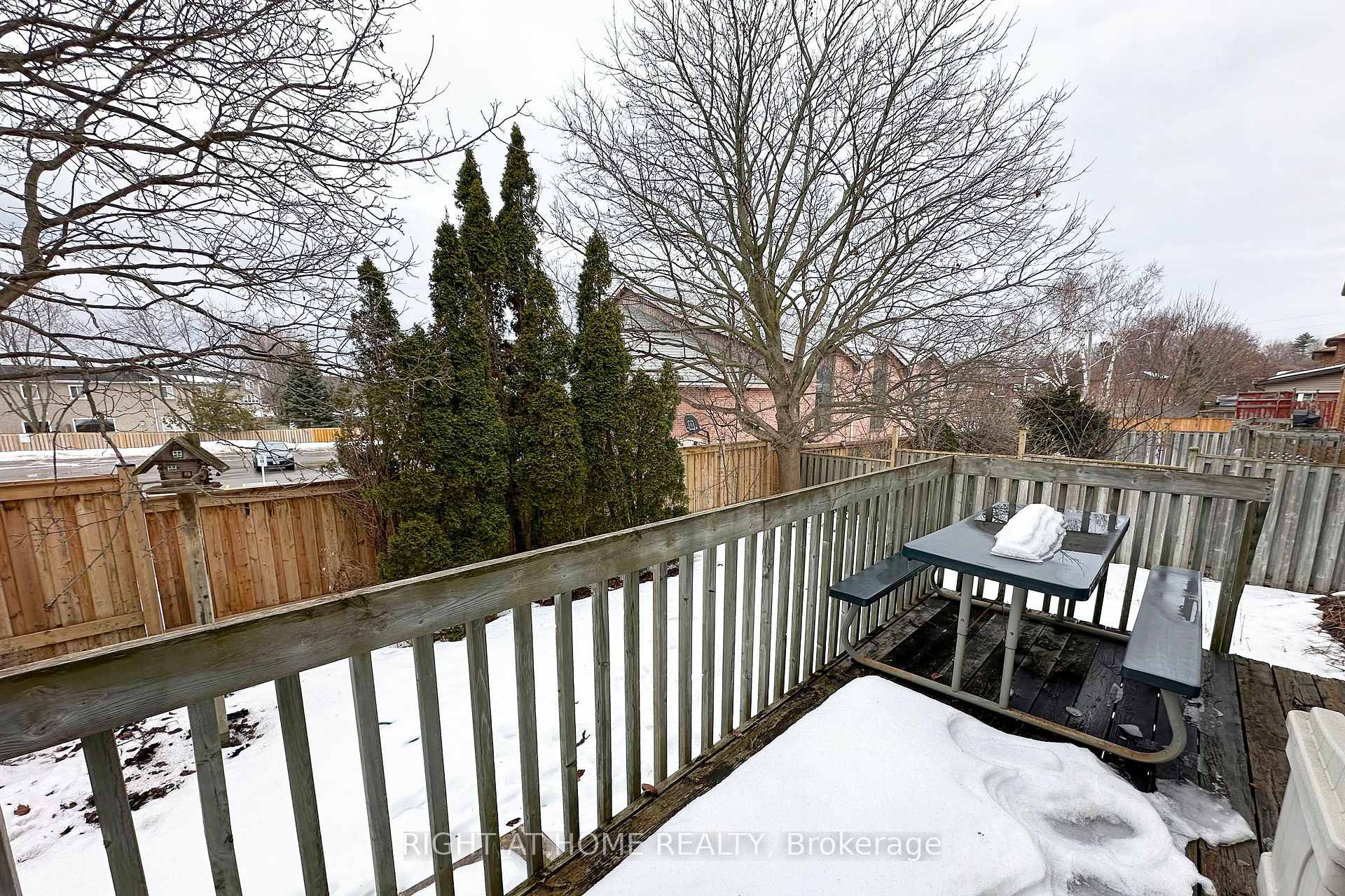 Photo 27 of 393 Brookridge Gate N, Pickering, Rougemount — HOMEH