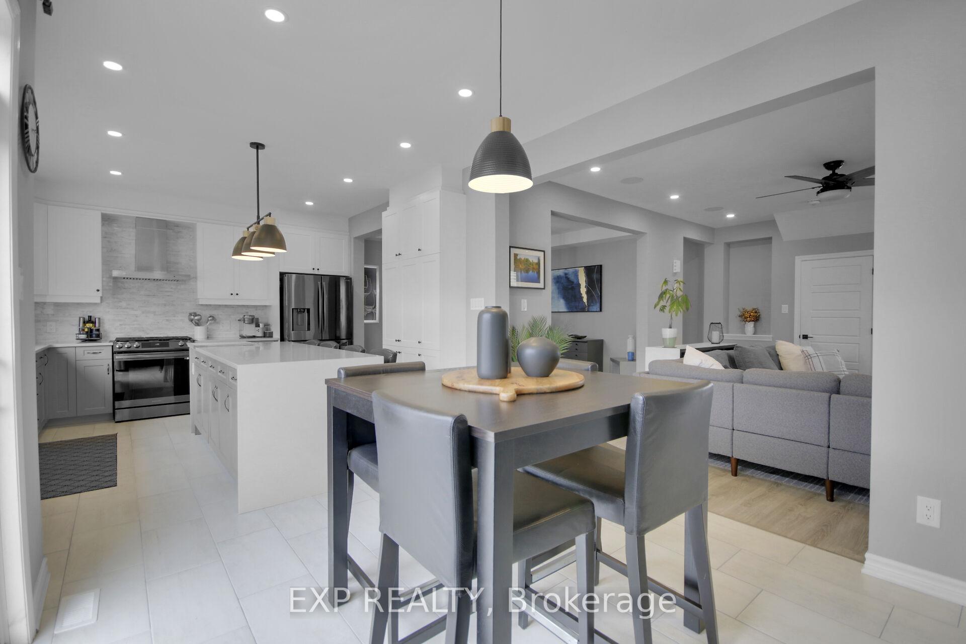 Photo 6 of 758 Derreen Avenue, Ottawa, Stittsville (North) — HOMEH