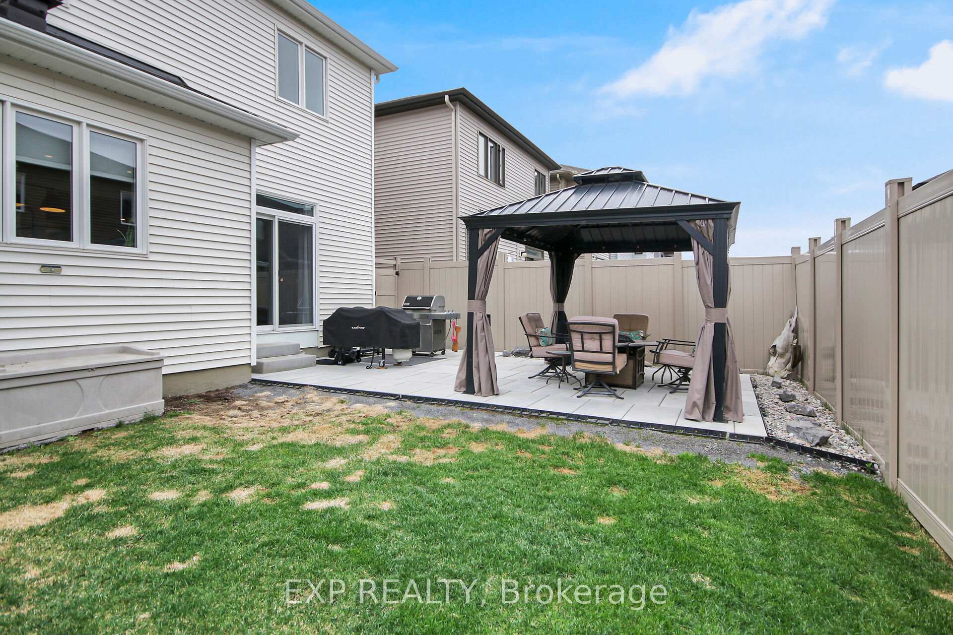 Photo 25 of 758 Derreen Avenue, Ottawa, Stittsville (North) — HOMEH