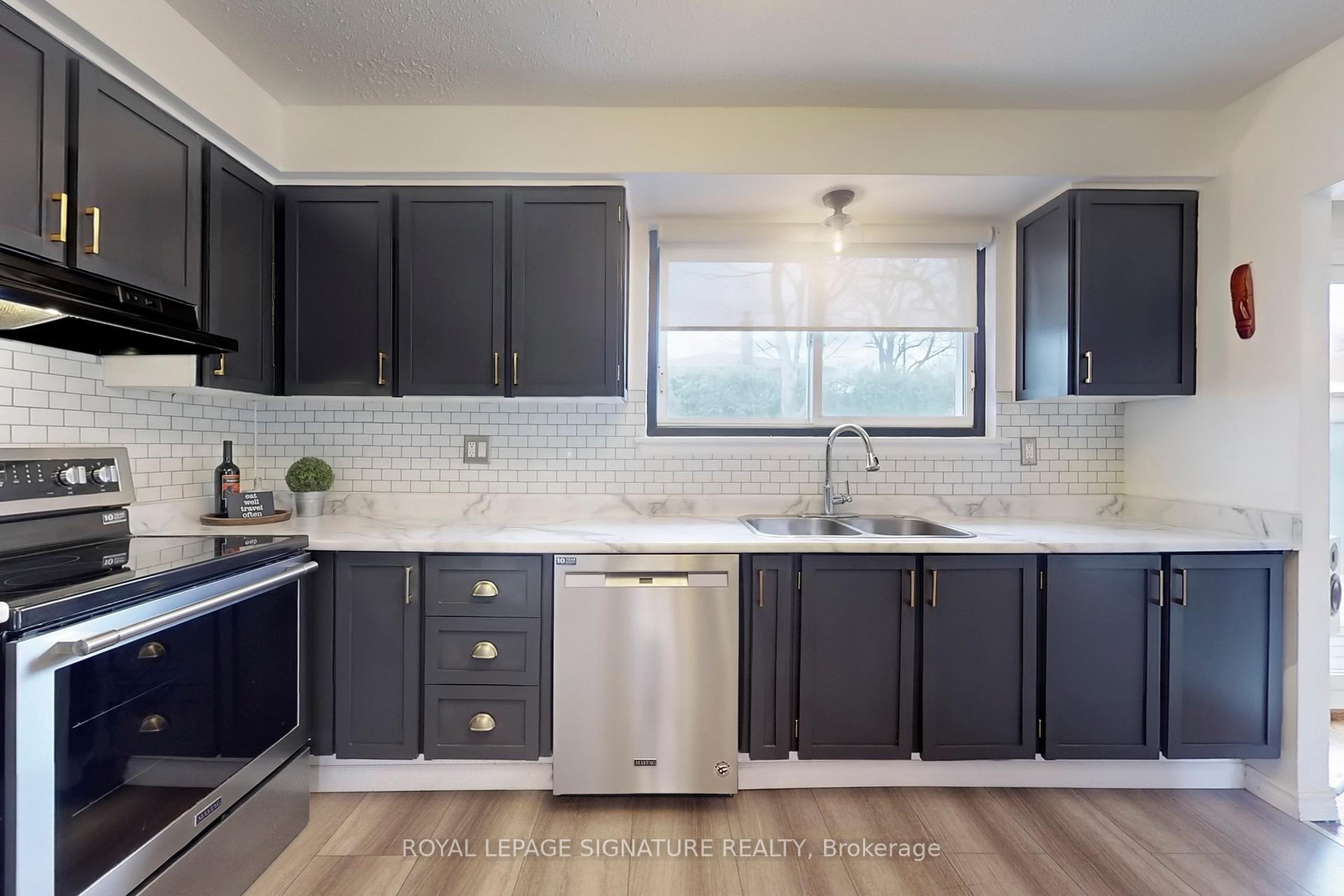 Photo 14 of 552 Tennyson Avenue, Oshawa, Donevan — HOMEH
