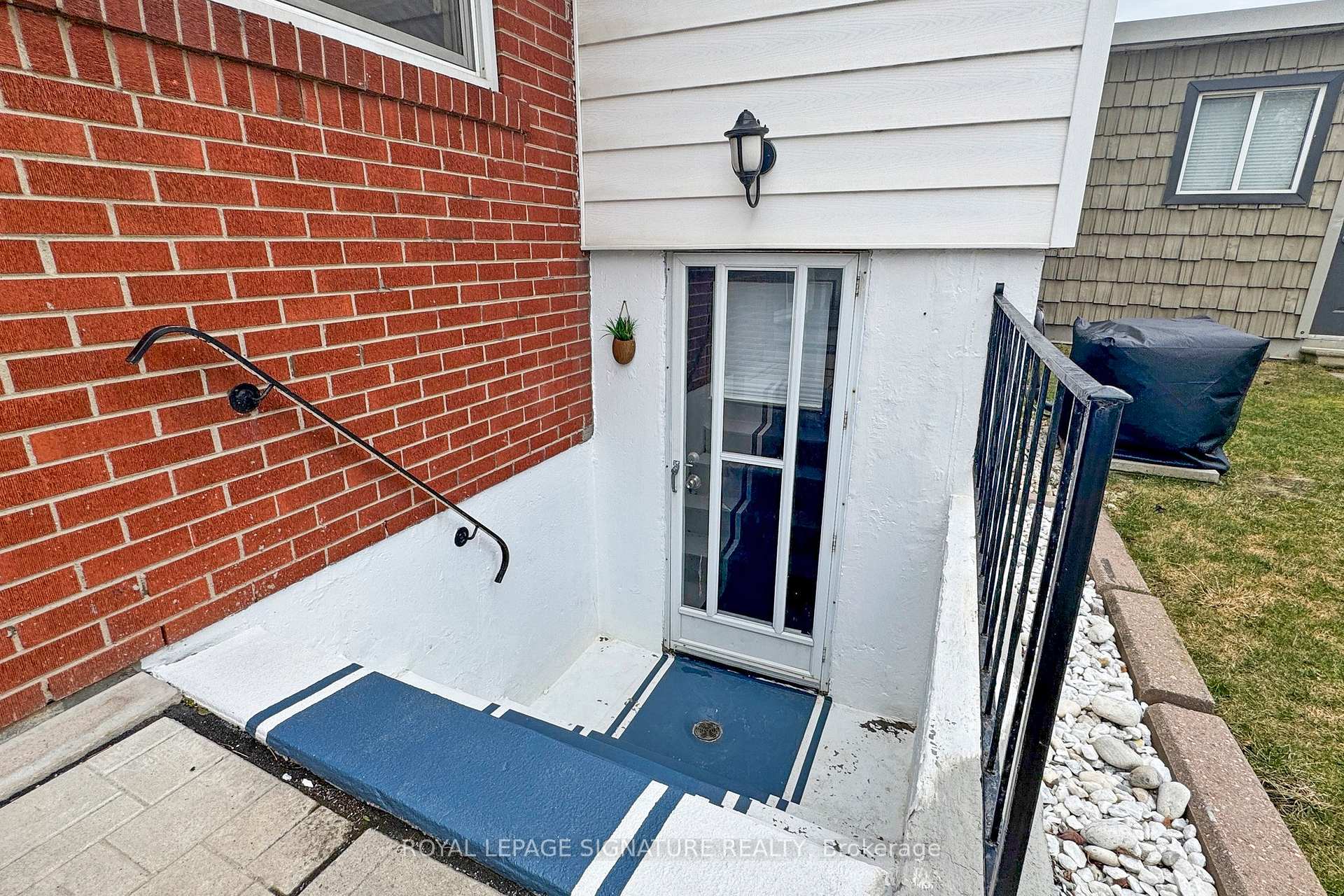 Photo 21 of 552 Tennyson Avenue, Oshawa, Donevan — HOMEH
