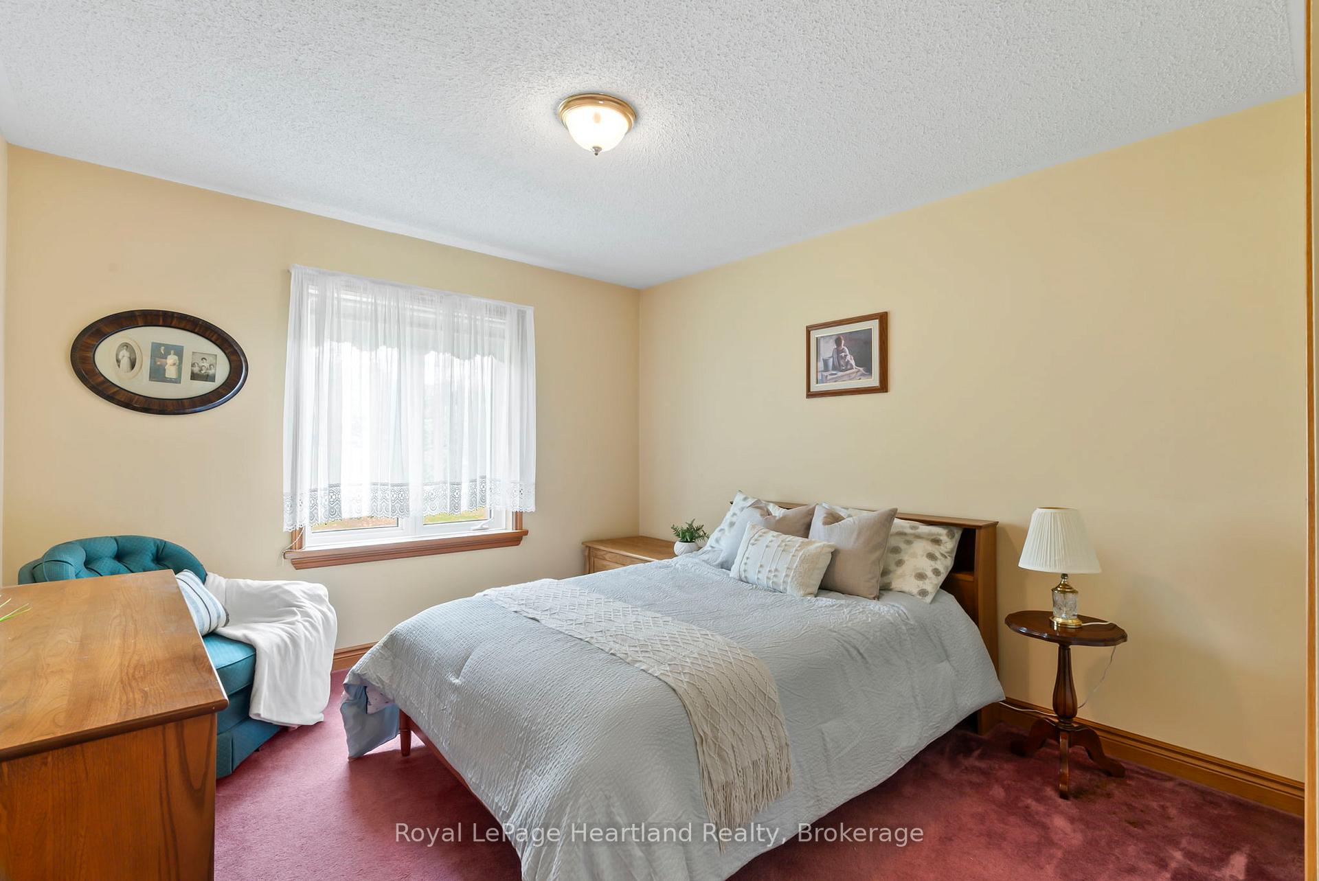 Photo 17 of 73 Allan Street W, Minto — HOMEH