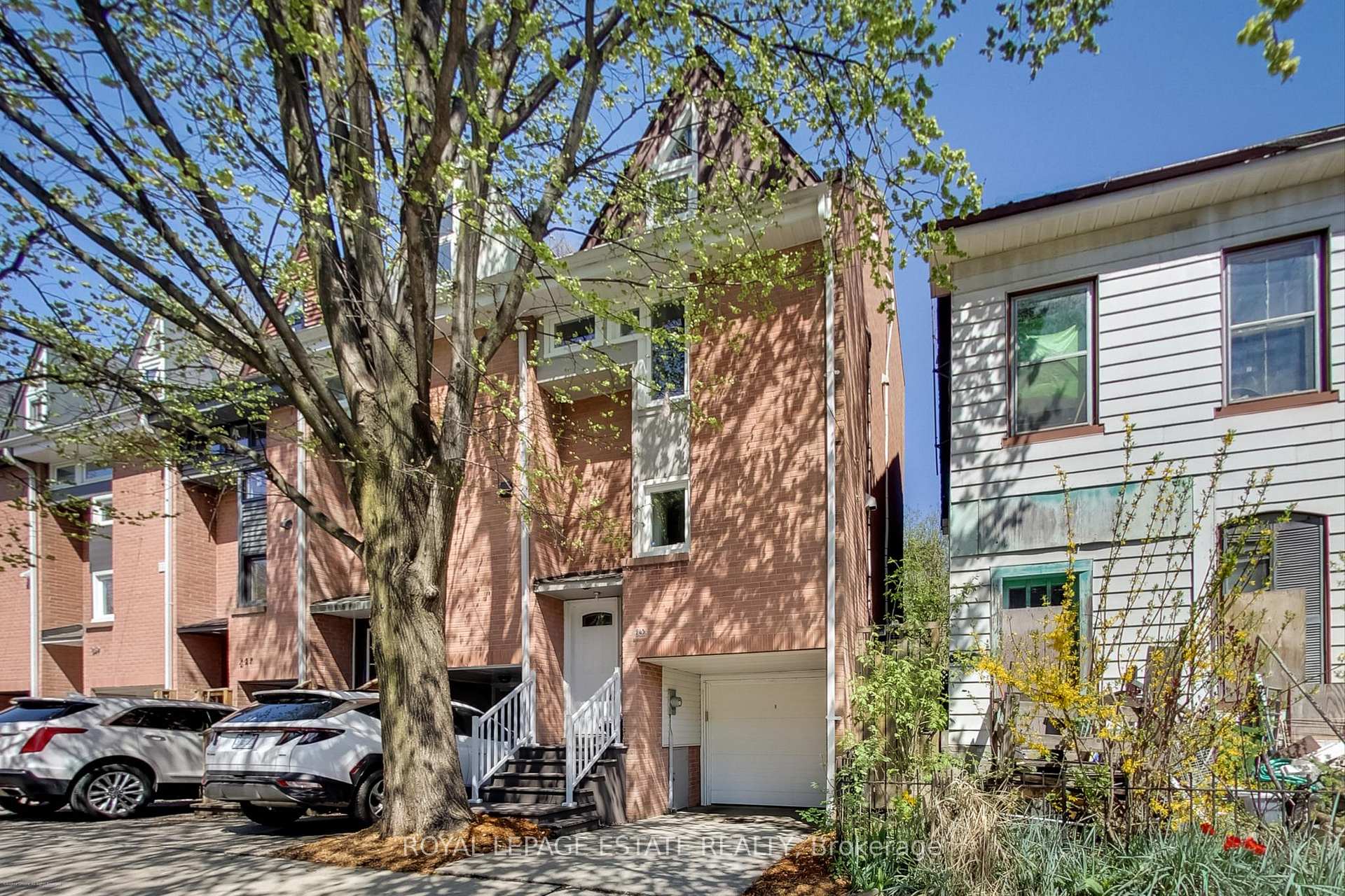 Photo 18 of 243 Ontario Street, Toronto, Moss Park — HOMEH