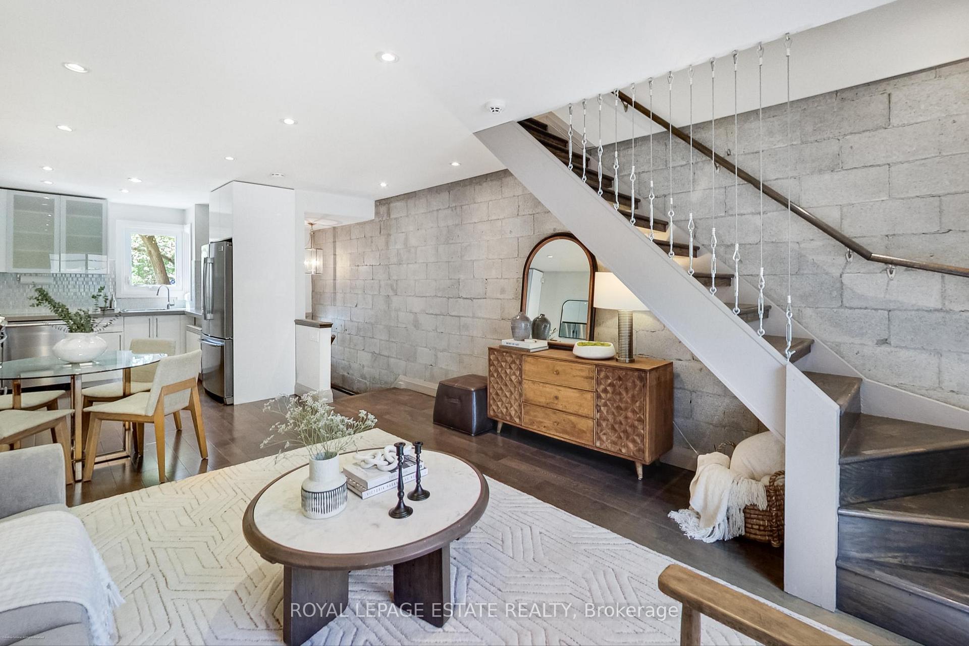 Photo 5 of 243 Ontario Street, Toronto, Moss Park — HOMEH