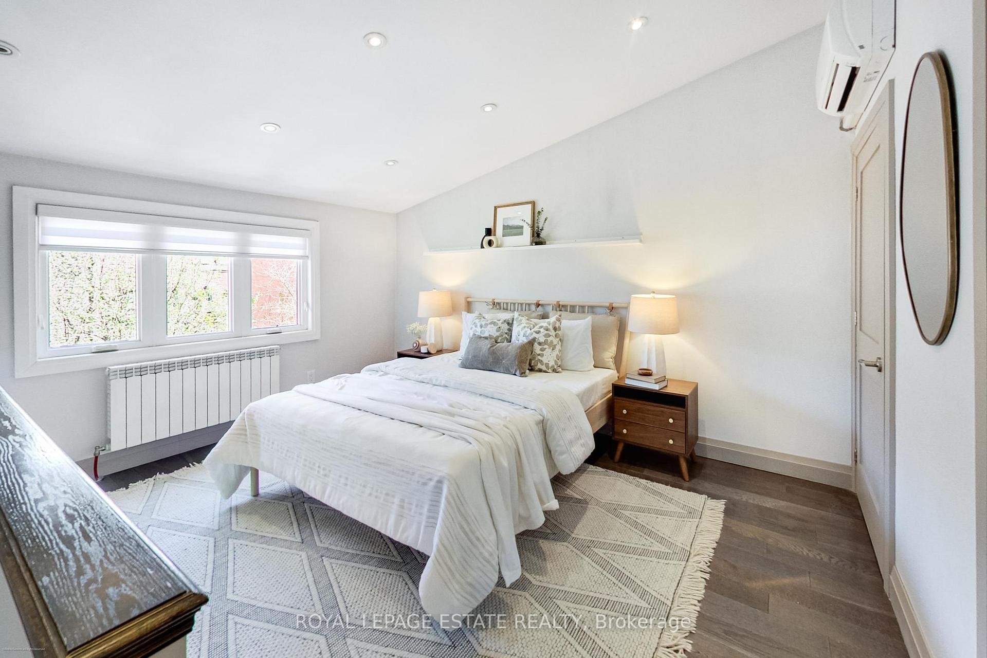 Photo 19 of 243 Ontario Street, Toronto, Moss Park — HOMEH