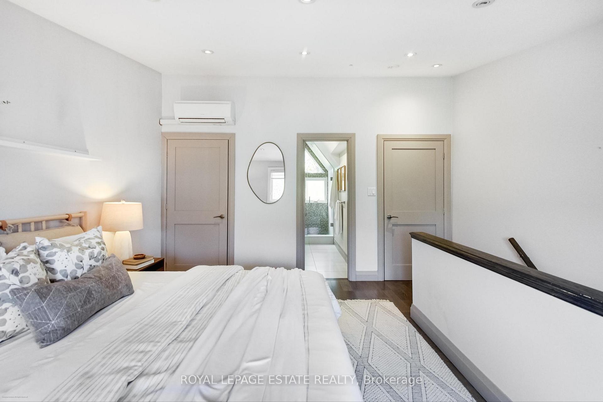Photo 16 of 243 Ontario Street, Toronto, Moss Park — HOMEH
