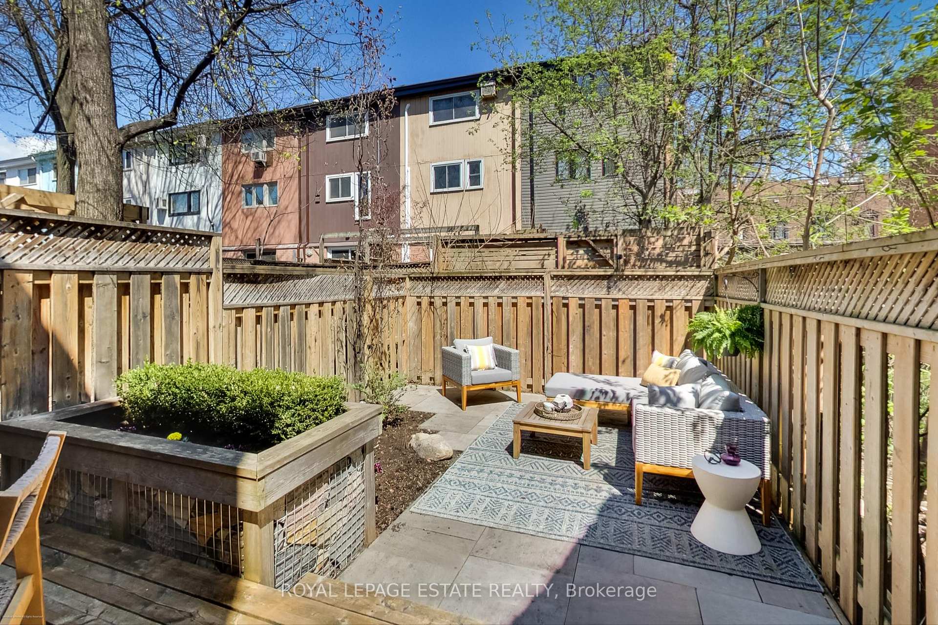 Photo 23 of 243 Ontario Street, Toronto, Moss Park — HOMEH