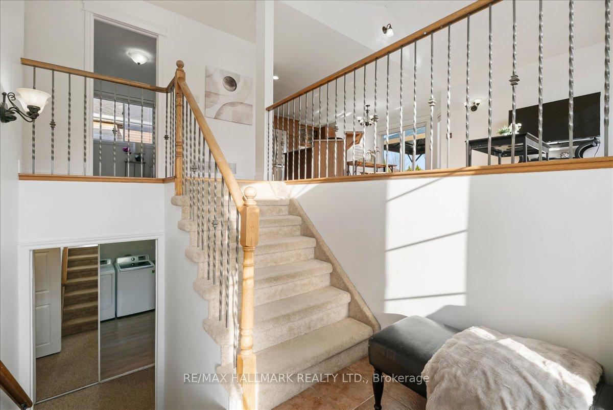 Photo 27 of 143 Hanmer Street E, Barrie, East Bayfield — HOMEH