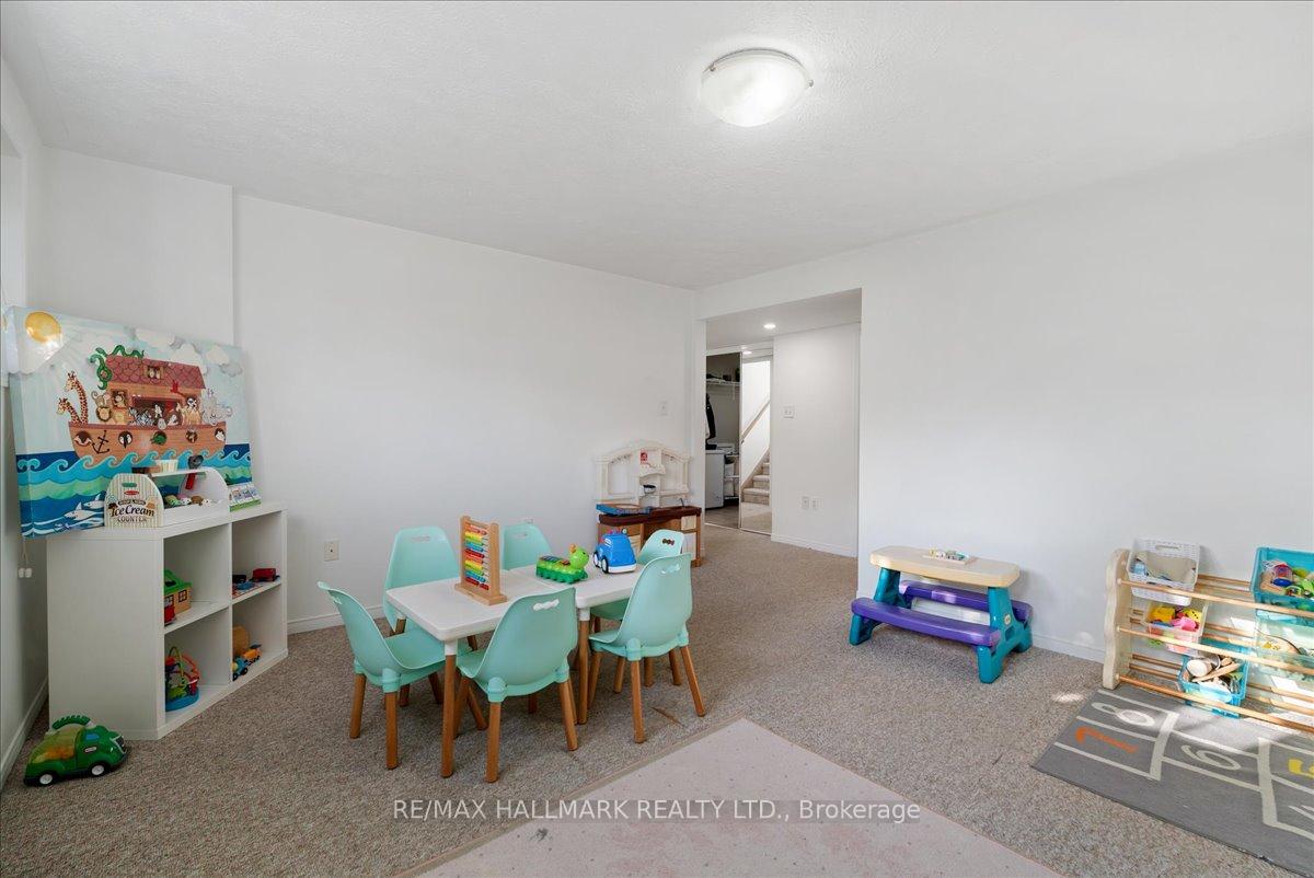 Photo 29 of 143 Hanmer Street E, Barrie, East Bayfield — HOMEH