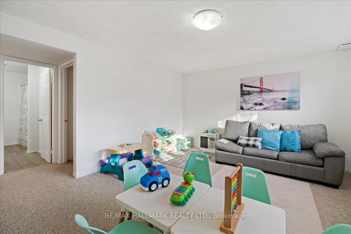 Photo 48 of 143 Hanmer Street E, Barrie, East Bayfield — HOMEH