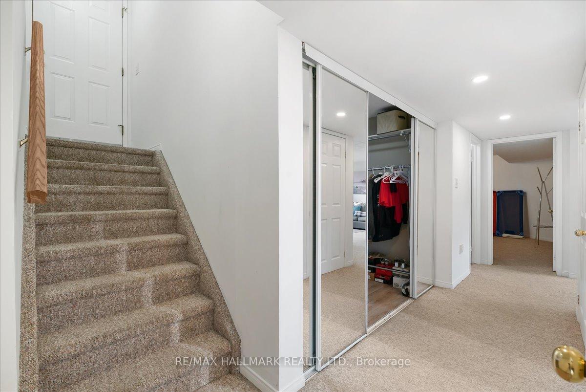 Photo 37 of 143 Hanmer Street E, Barrie, East Bayfield — HOMEH