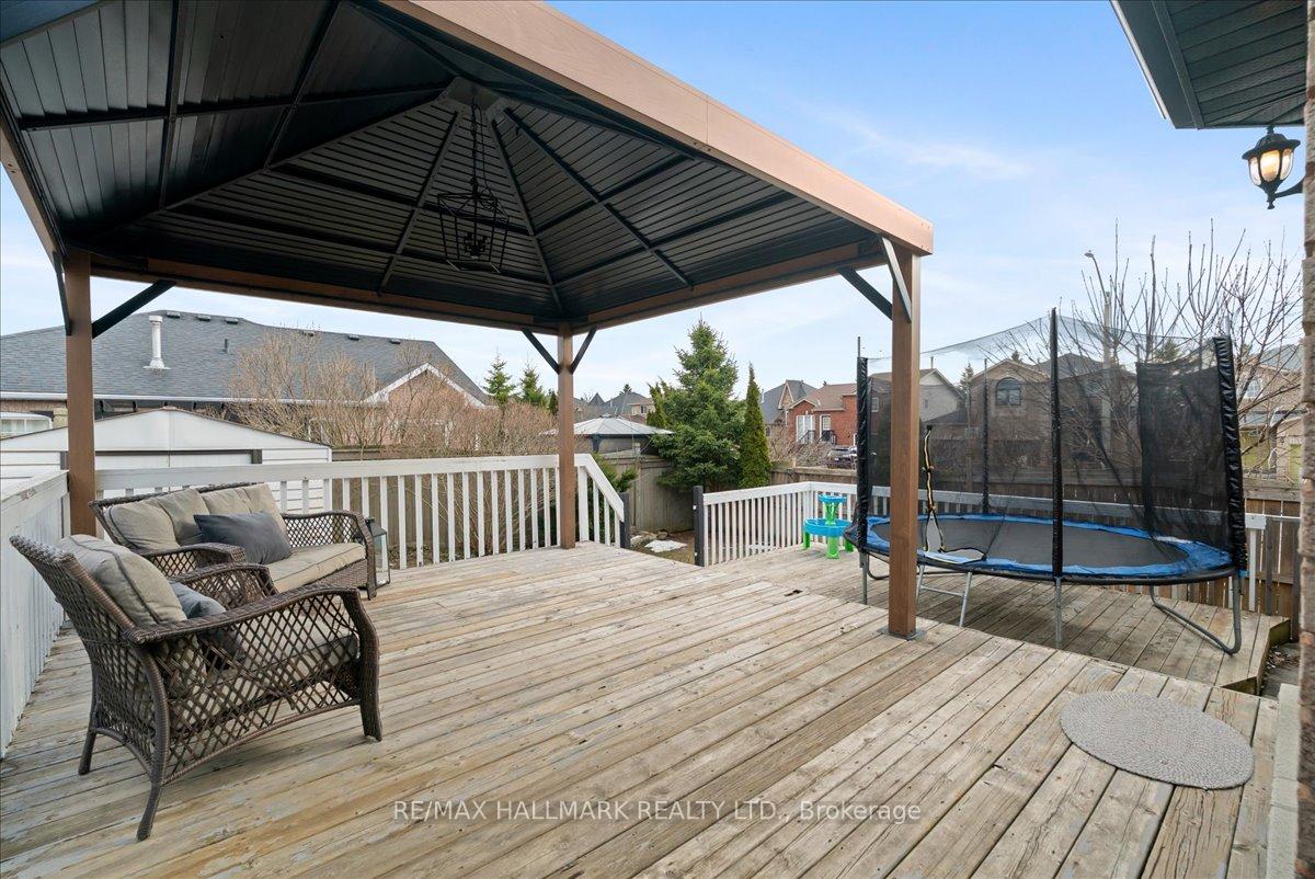 Photo 41 of 143 Hanmer Street E, Barrie, East Bayfield — HOMEH