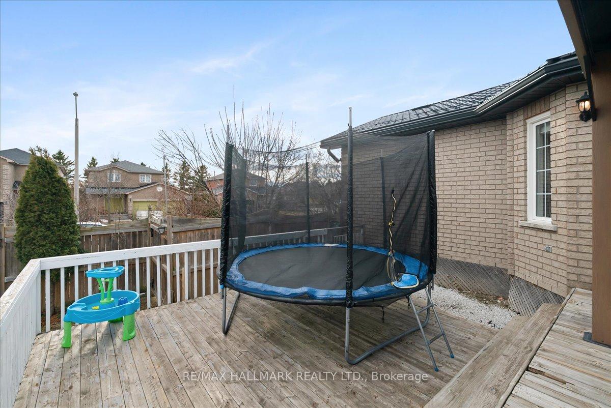 Photo 40 of 143 Hanmer Street E, Barrie, East Bayfield — HOMEH