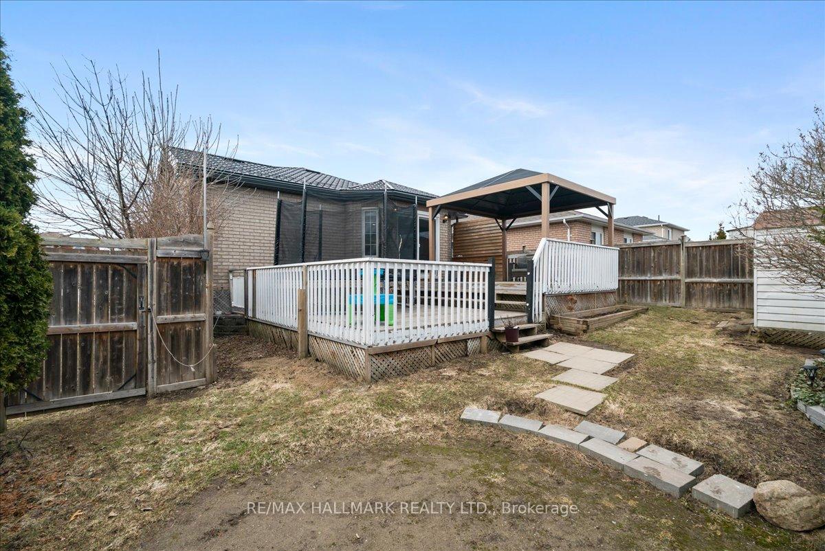 Photo 46 of 143 Hanmer Street E, Barrie, East Bayfield — HOMEH