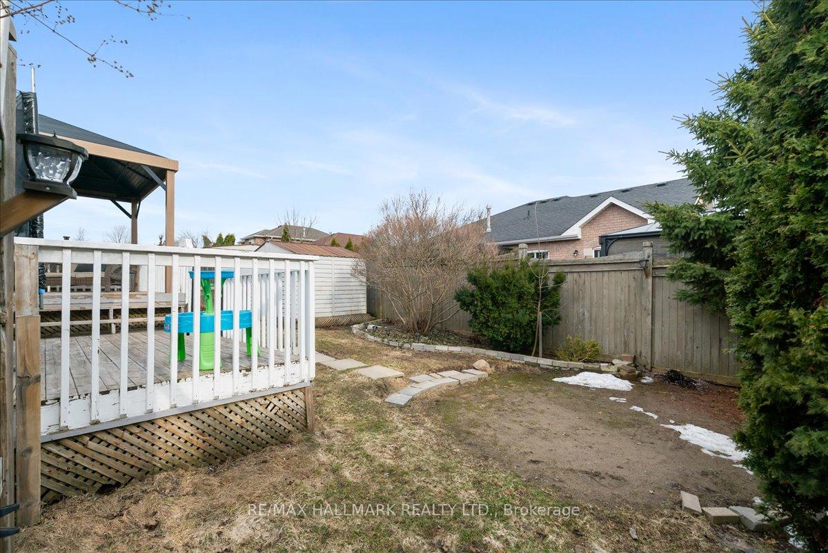 Photo 43 of 143 Hanmer Street E, Barrie, East Bayfield — HOMEH