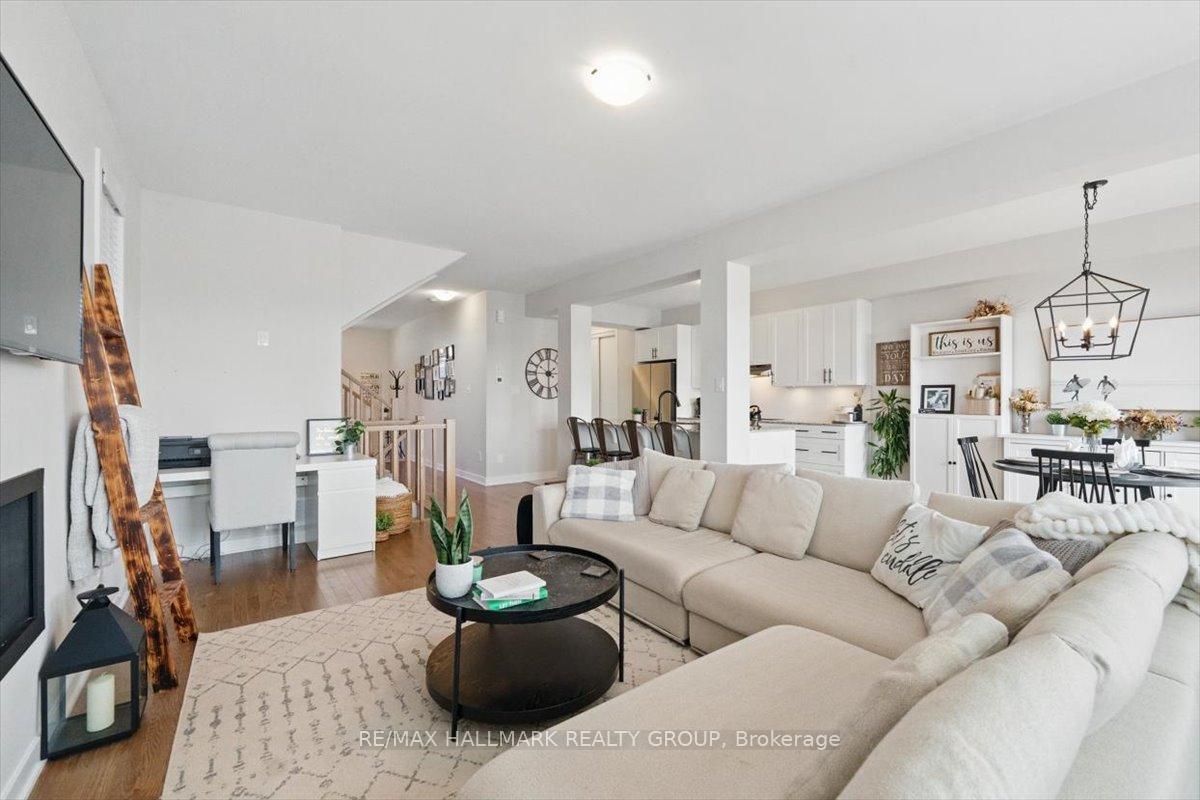 Photo 2 of 509 Oldenburg Avenue, Ottawa, Btwn Franktown Rd. & Fallowfield Rd. — HOMEH