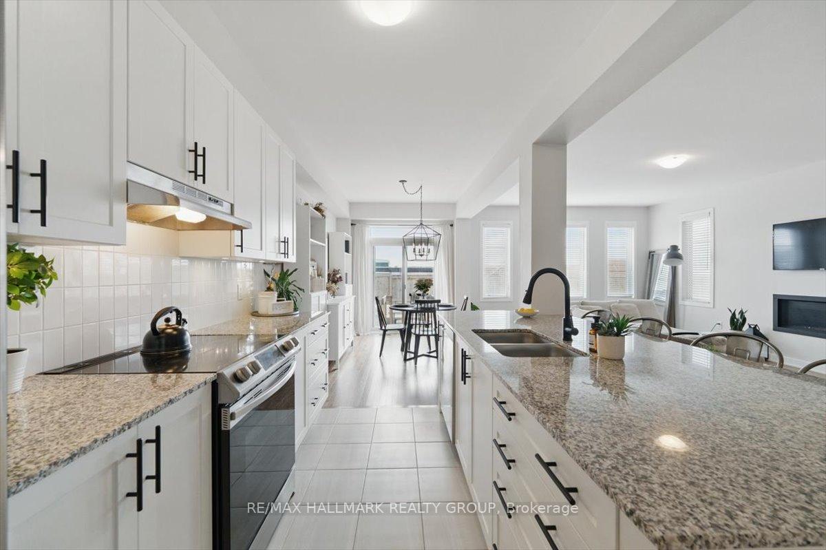 Photo 12 of 509 Oldenburg Avenue, Ottawa, Btwn Franktown Rd. & Fallowfield Rd. — HOMEH