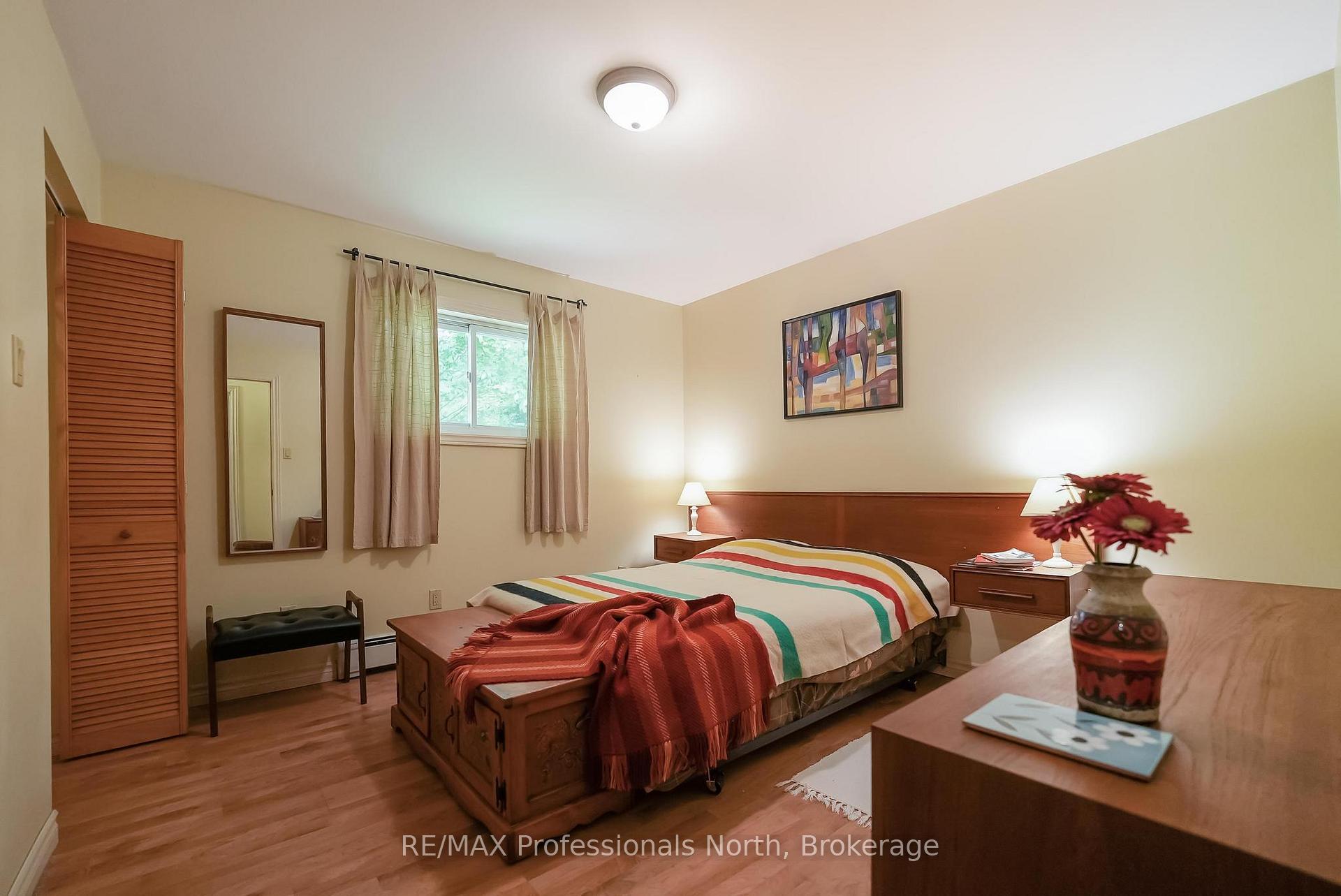 Photo 9 of 3072 Gelert Road, Minden Hills, Snowdon — HOMEH