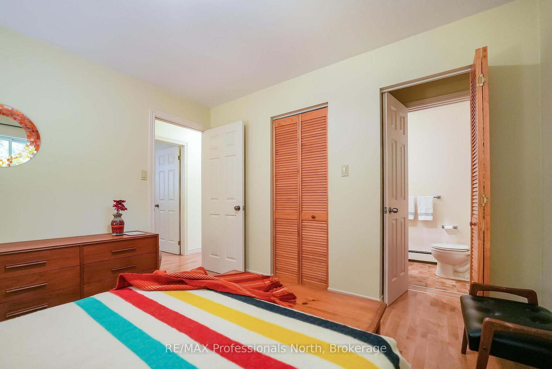 Photo 17 of 3072 Gelert Road, Minden Hills, Snowdon — HOMEH