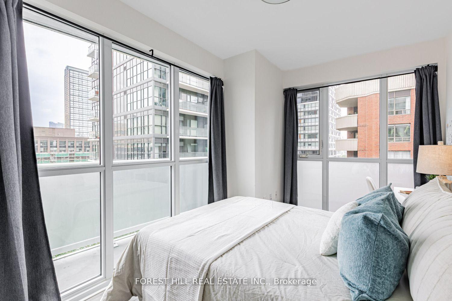 Photo 3 of Unit 1109, 77 Mutual Street, Toronto, Church-Yonge Corridor — HOMEH