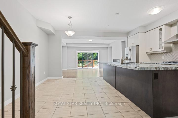 Photo 11 of 916 Robert Ferrie Drive, Kitchener, Doon South — HOMEH
