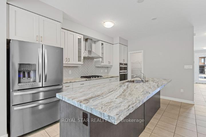 Photo 20 of 916 Robert Ferrie Drive, Kitchener, Doon South — HOMEH