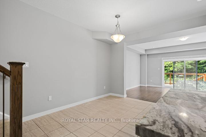 Photo 14 of 916 Robert Ferrie Drive, Kitchener, Doon South — HOMEH